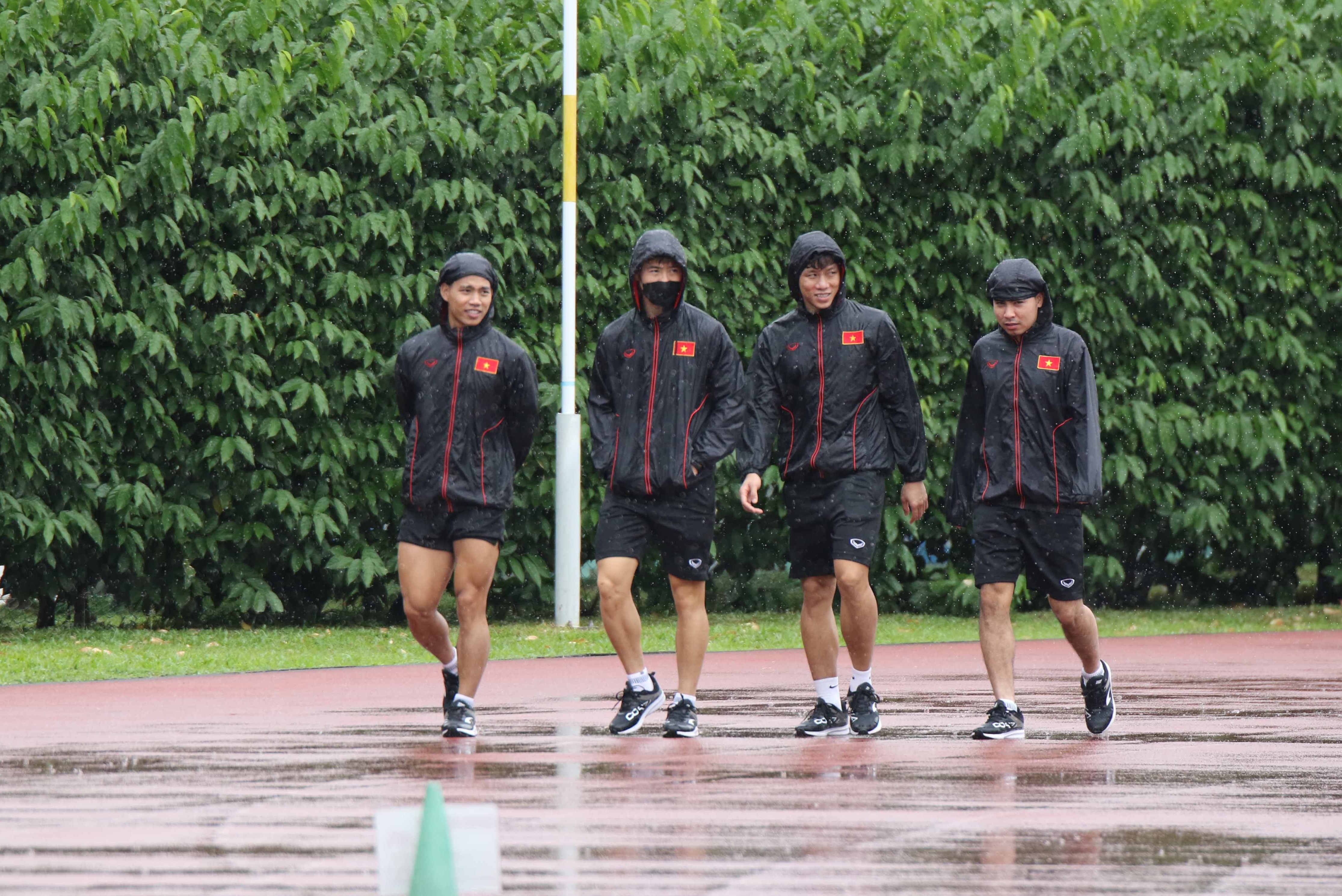 Ong Phan Anh Tu: 'Tuyen Viet Nam phai can than van de tam ly' anh 2