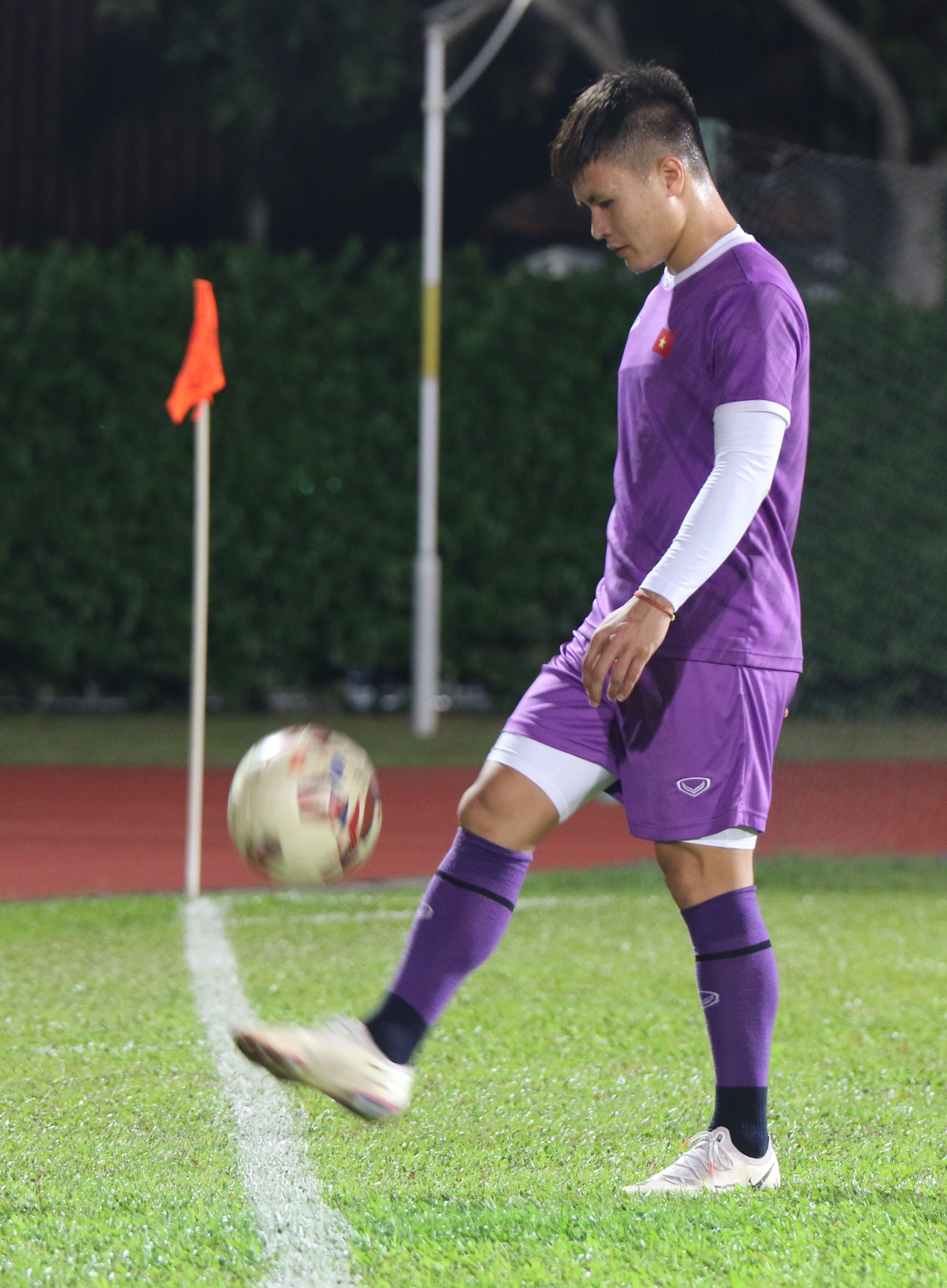 quang hai chan thuong anh 3