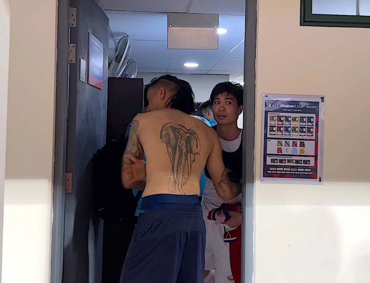 sao lao doi ao cong phuong anh 1