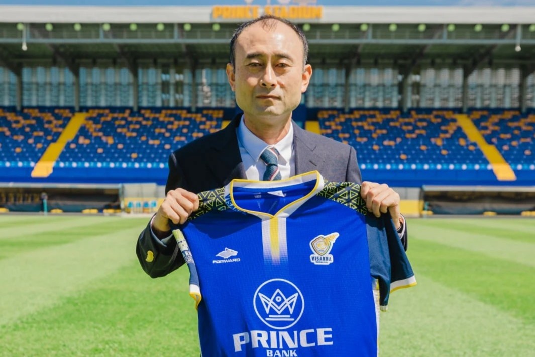 Cuu huan luyen vien HAGL co cong viec moi tai Campuchia hinh anh