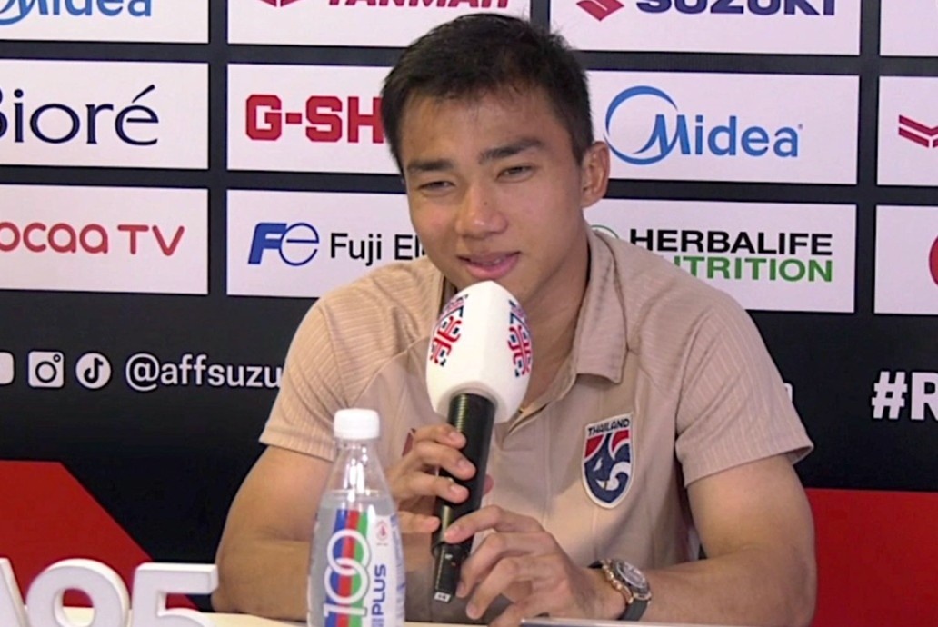 Chanathip: 'Que Ngoc Hai bao toi dung ghi ban' hinh anh