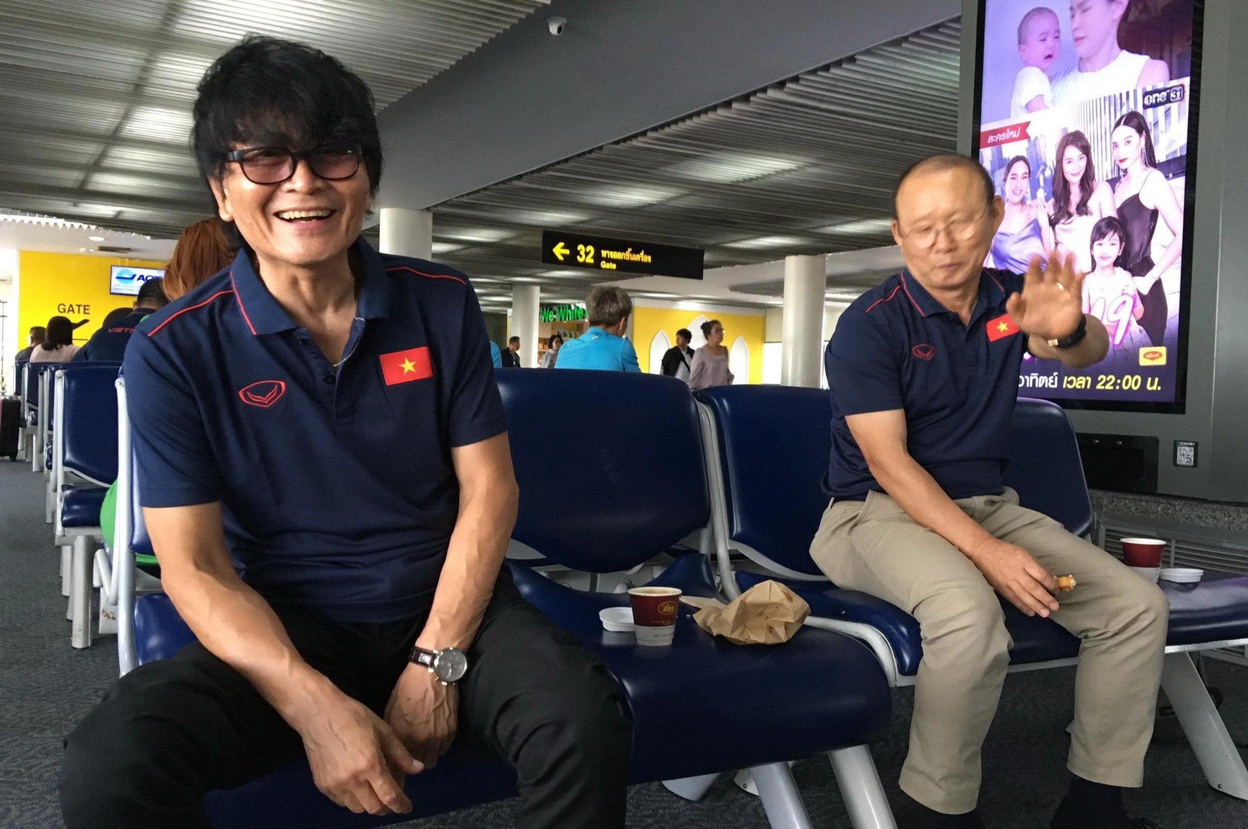 Tuyen Viet Nam chia tay bac si Choi Ju-young hinh anh