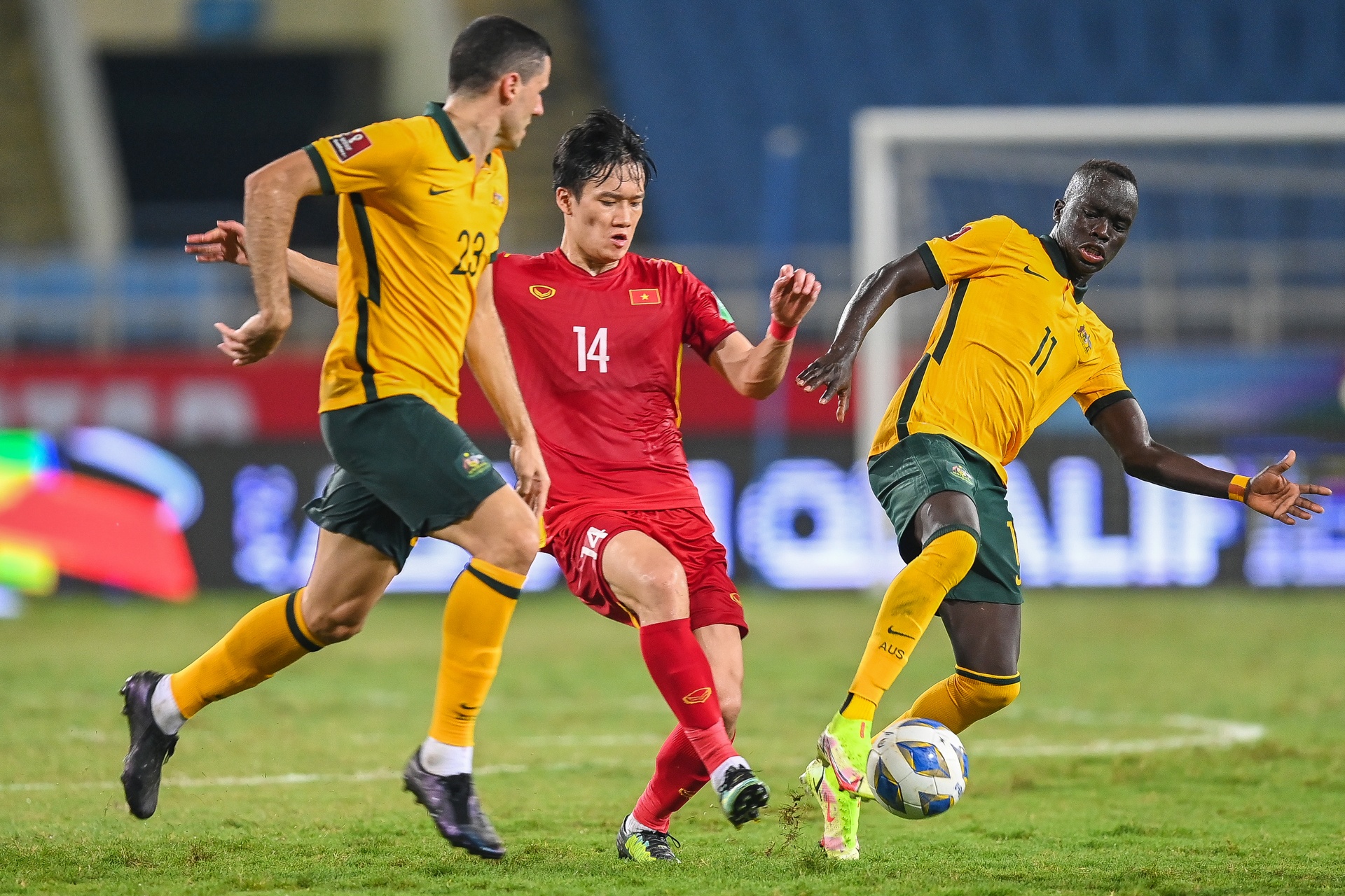 doi hinh vang mat cua tuyen Viet Nam anh 9