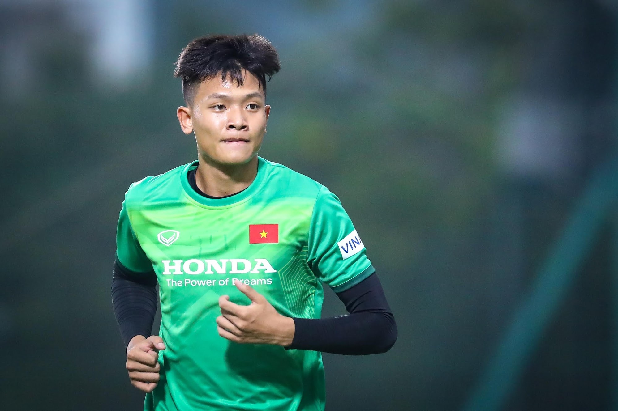 Tranh cai vi tri thu mon so hai o U22 Viet Nam hinh anh