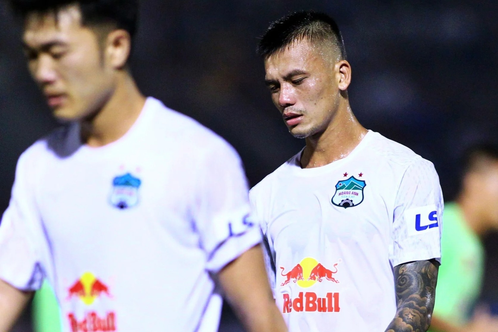 Trung ve tuyen Viet Nam khong co ngay nghi Tet hinh anh