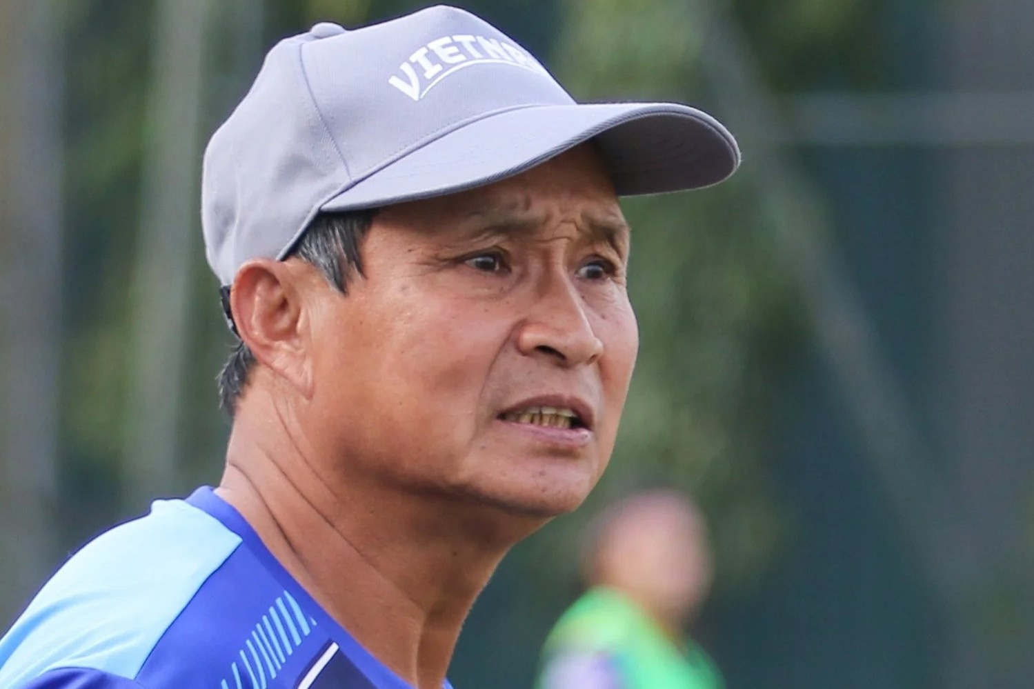 Chuong Thi Kieu: 'Chung toi muon co ky niem voi HLV Mai Duc Chung' hinh anh