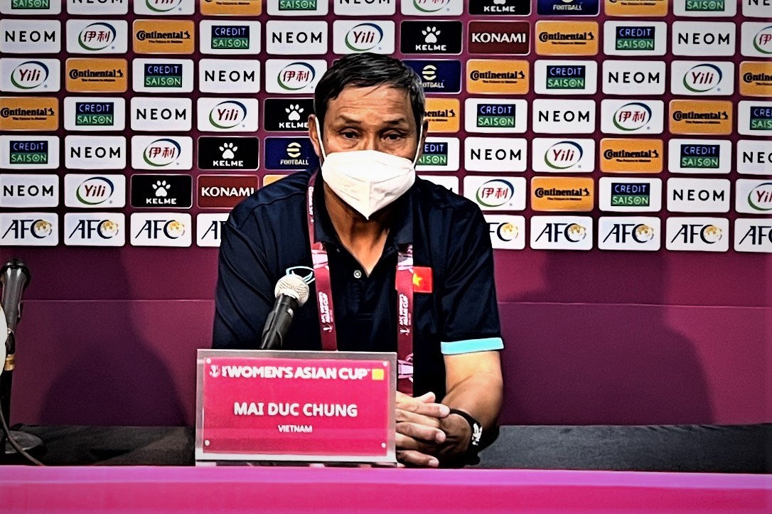 HLV Mai Duc Chung: 'Toi khong the kim noi su vui mung' hinh anh
