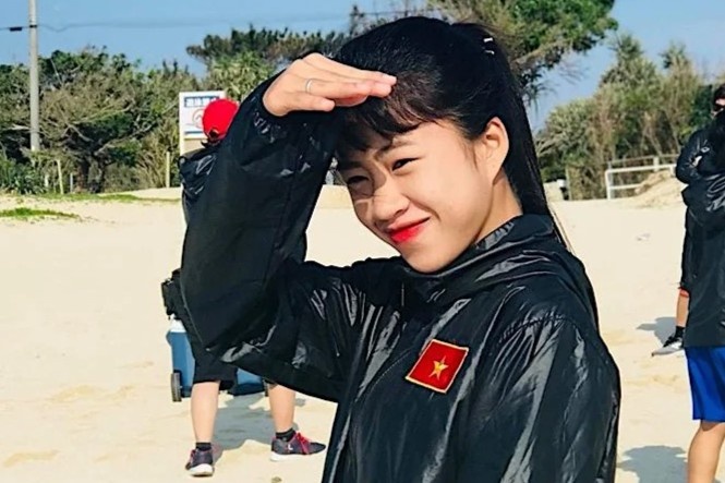 Thanh Nha: 'Toi se mang tien ve cho bo me' hinh anh