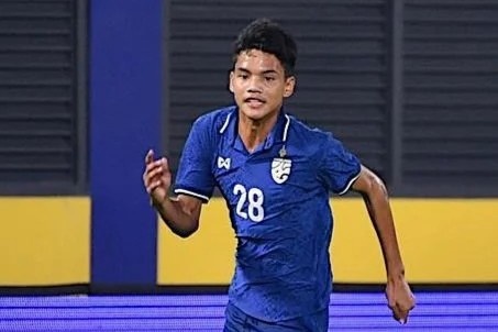 Thai Lan ra mat cau thu 16 tuoi o giai U23 Dong Nam A hinh anh