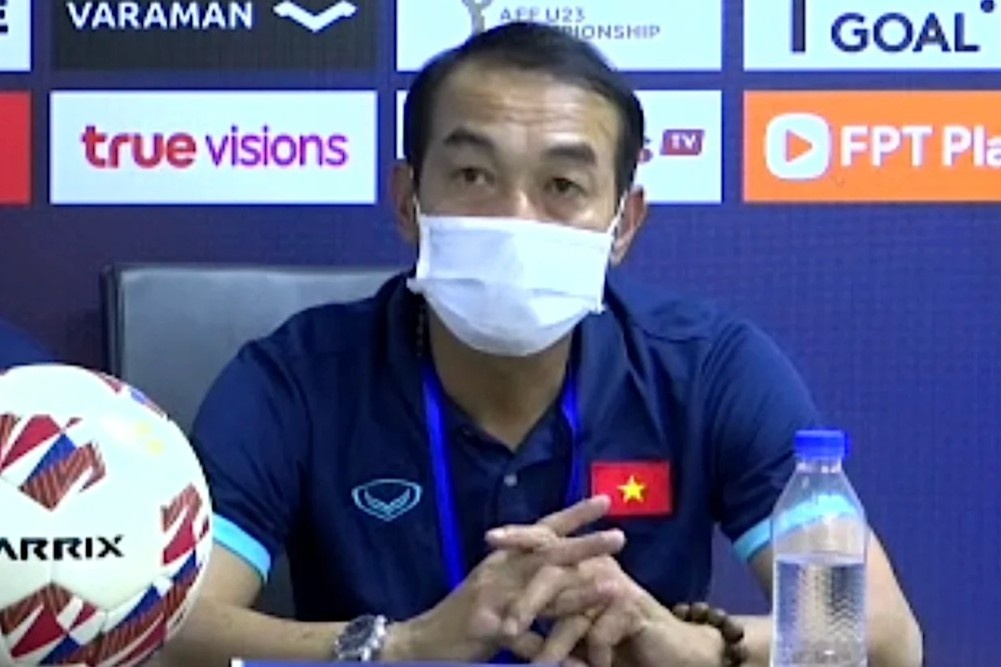 HLV Dinh The Nam: 'U23 Viet Nam da duoc giai toa rat nhieu' hinh anh