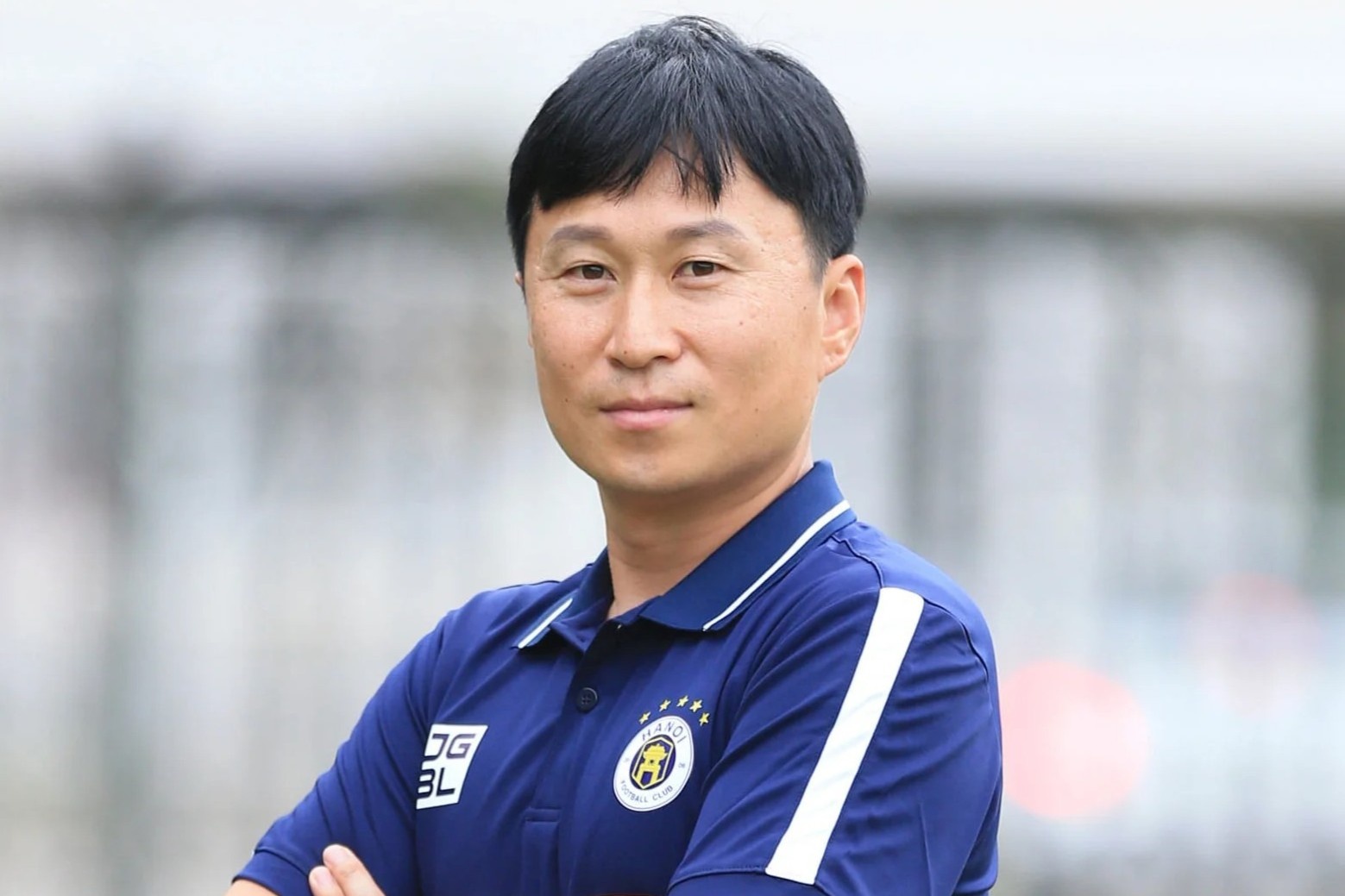 HLV Han Quoc: 'Toi se giai quyet van de cua CLB Ha Noi' hinh anh