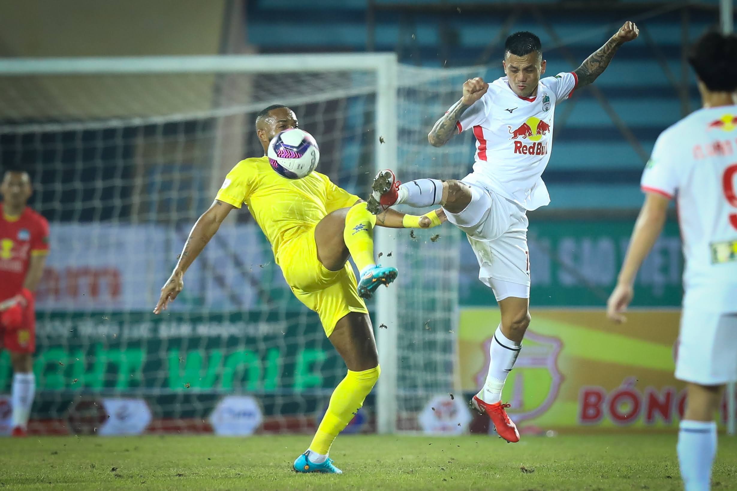 nam dinh - hagl anh 4