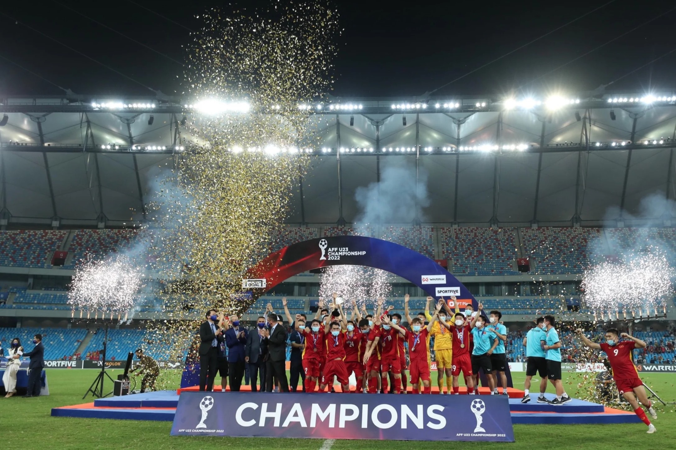 u23 viet nam vo dich anh 8