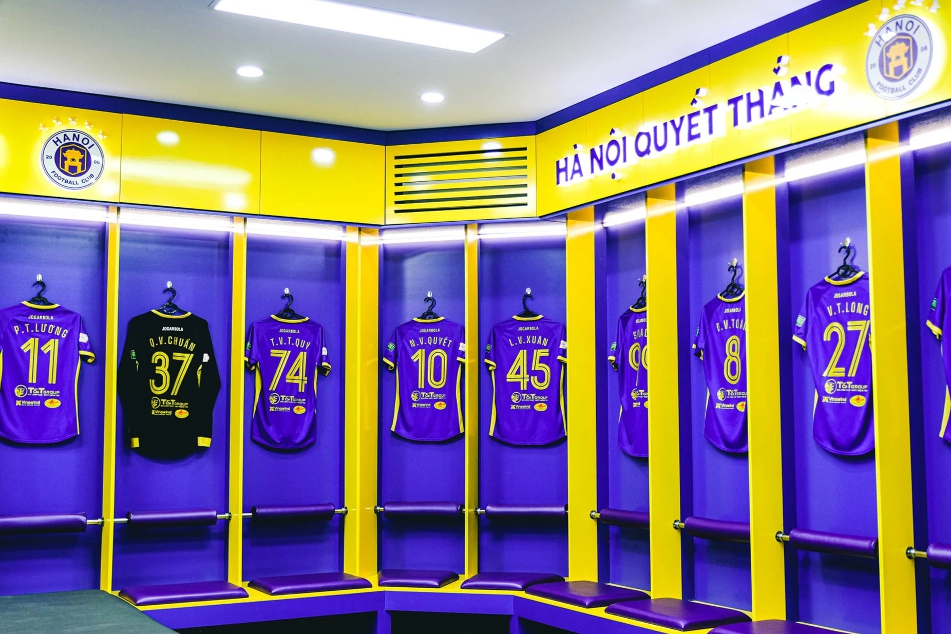 CLB Ha Noi de lo ngoai binh toi tu chau Au hinh anh