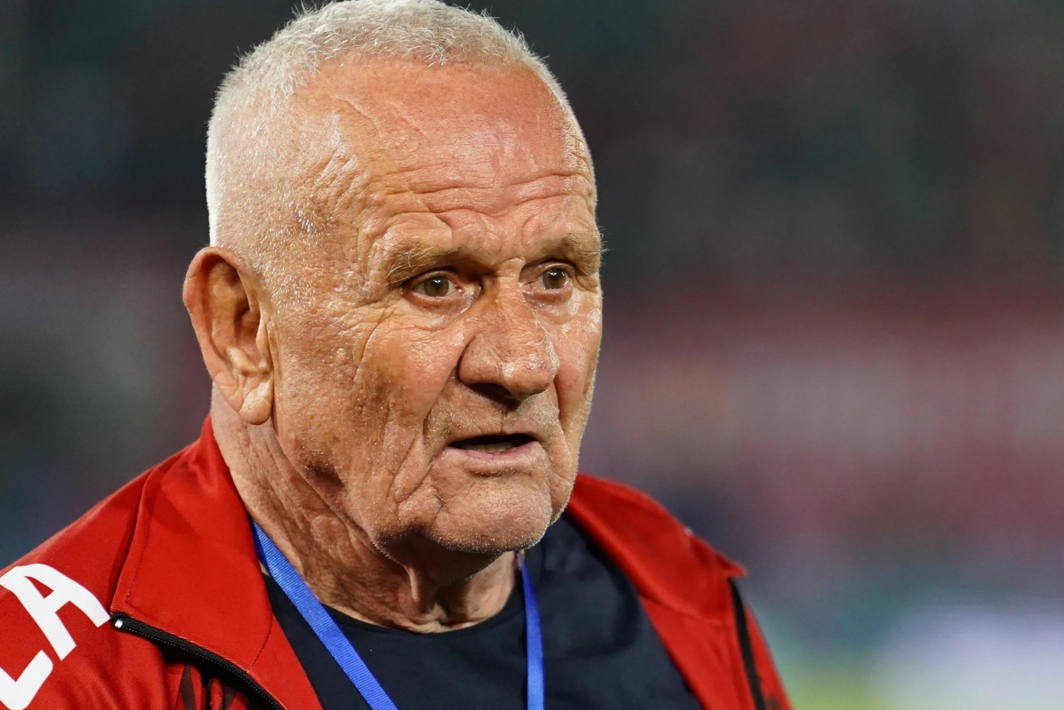 HLV Petrovic xin nghi 2 tuan vi benh cao huyet ap hinh anh