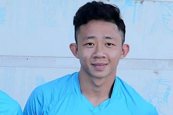 HLV Park trieu tap Chau Ngoc Quang len tuyen Viet Nam hinh anh