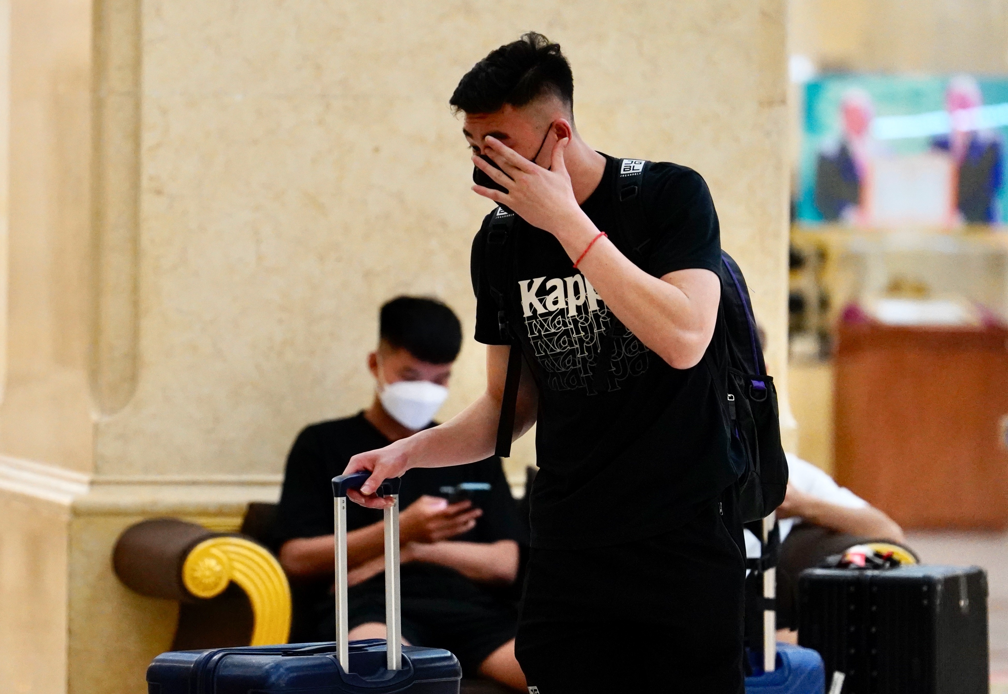 quang hai hoi quan anh 8