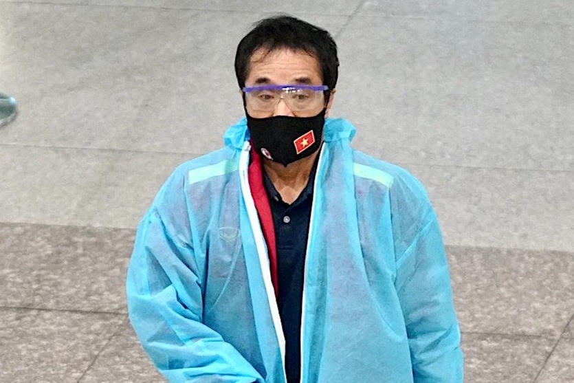 HLV Lee Young-jin kip tro lai truoc gio U23 Viet Nam di Dubai hinh anh