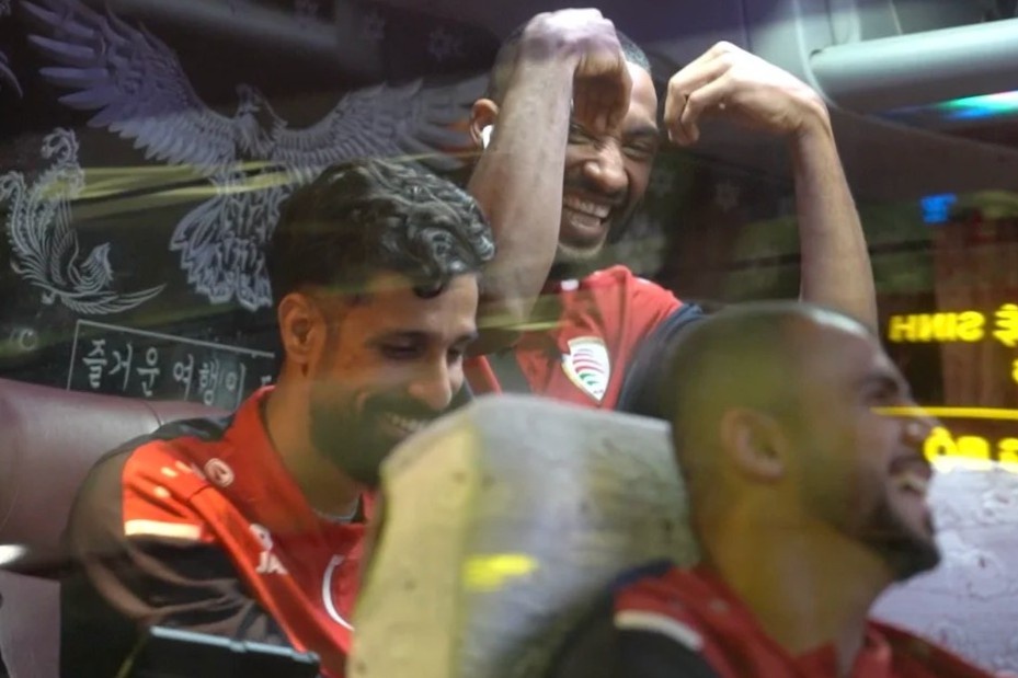 Tuyen Oman hao hung trong ngay den Viet Nam hinh anh