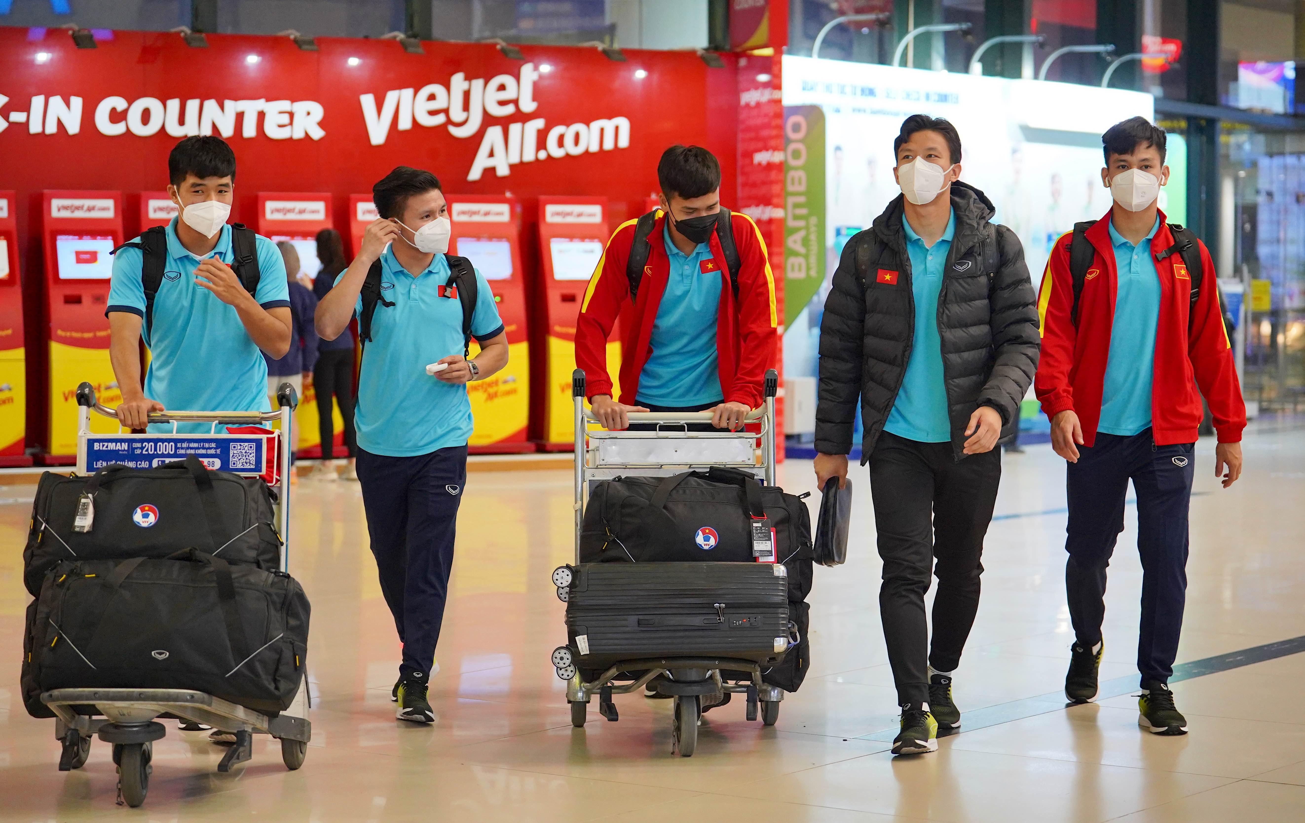 tuyen viet nam di nhat ban anh 1