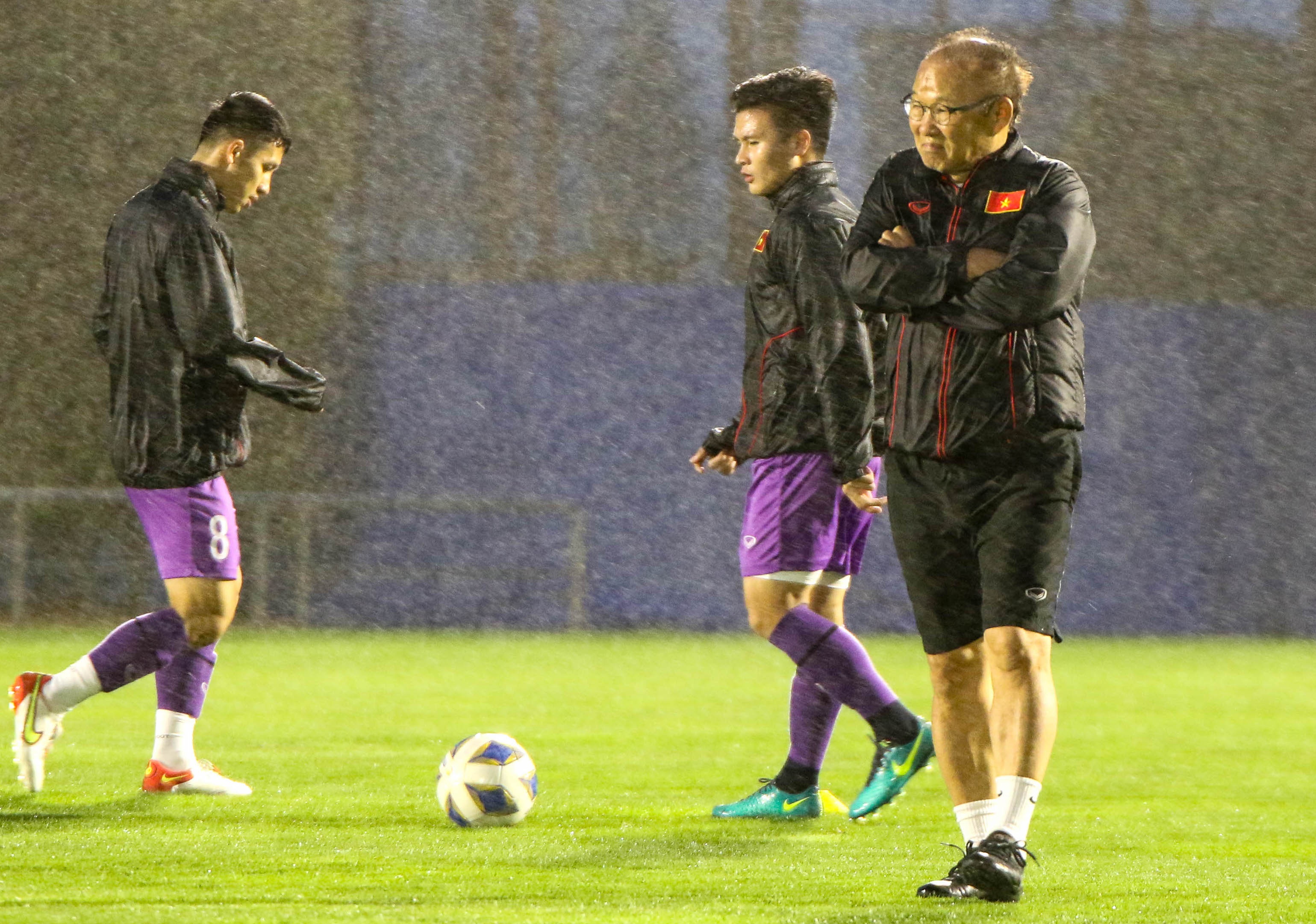 buoi tap tuyen viet nam anh 7