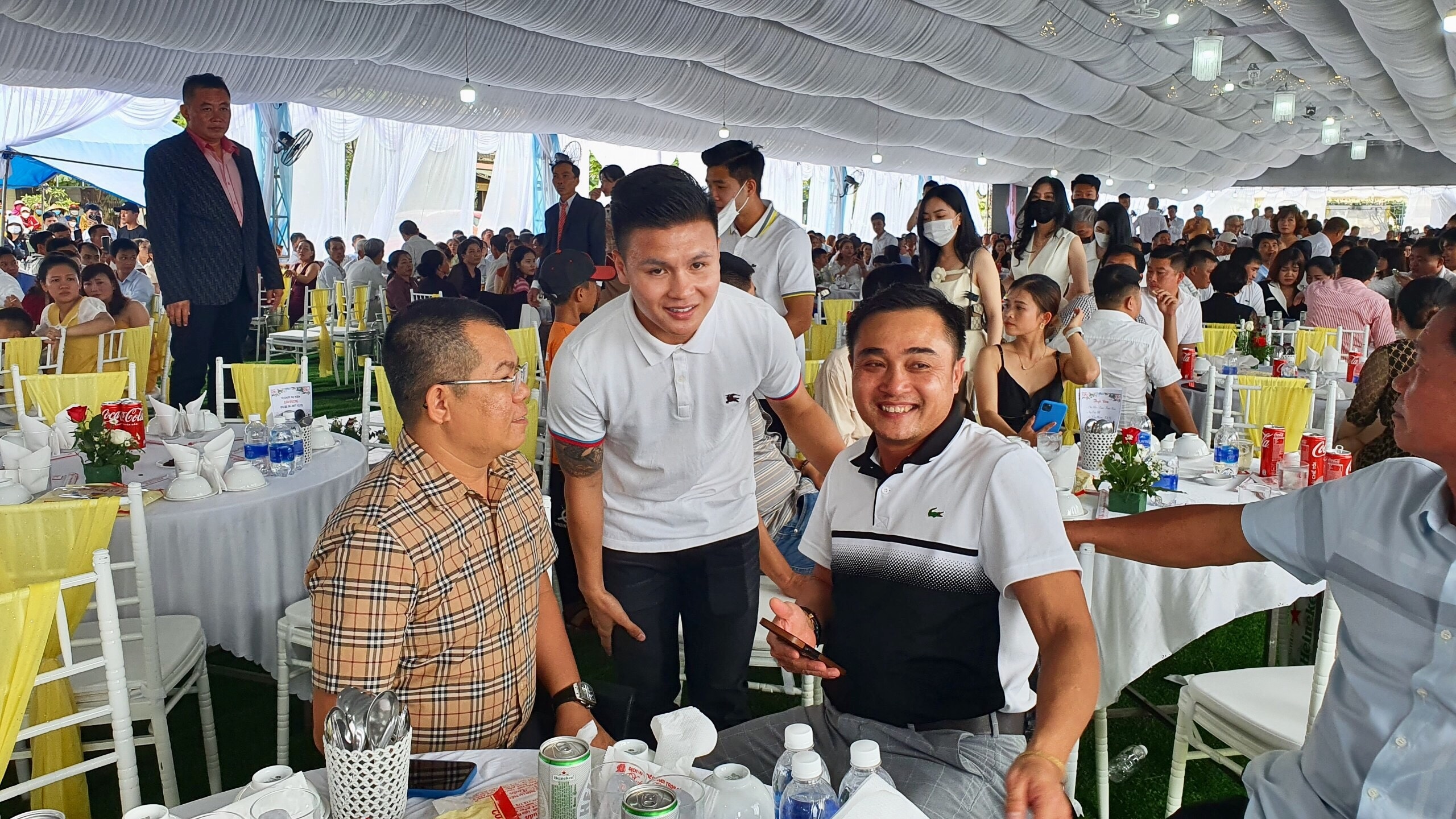 quang hai du dam cuoi tan tai anh 1