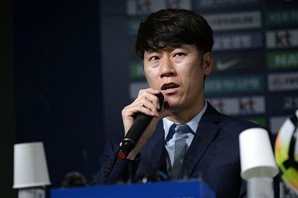 HLV U20 Han Quoc: 'Se co ghi nhieu ban vao luoi U23 Viet Nam' hinh anh