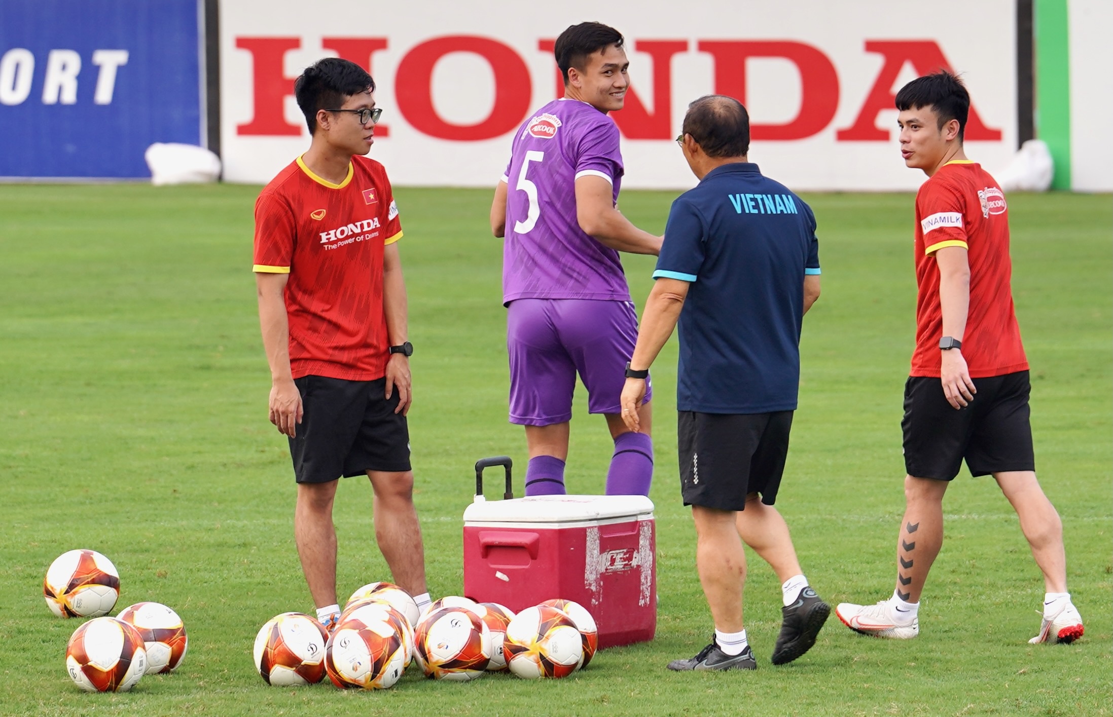 park hang seo cho hoc tro bat tay giang hoa anh 2