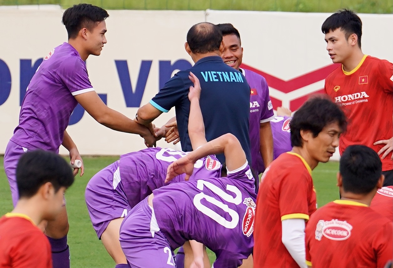 park hang seo cho hoc tro bat tay giang hoa anh 4