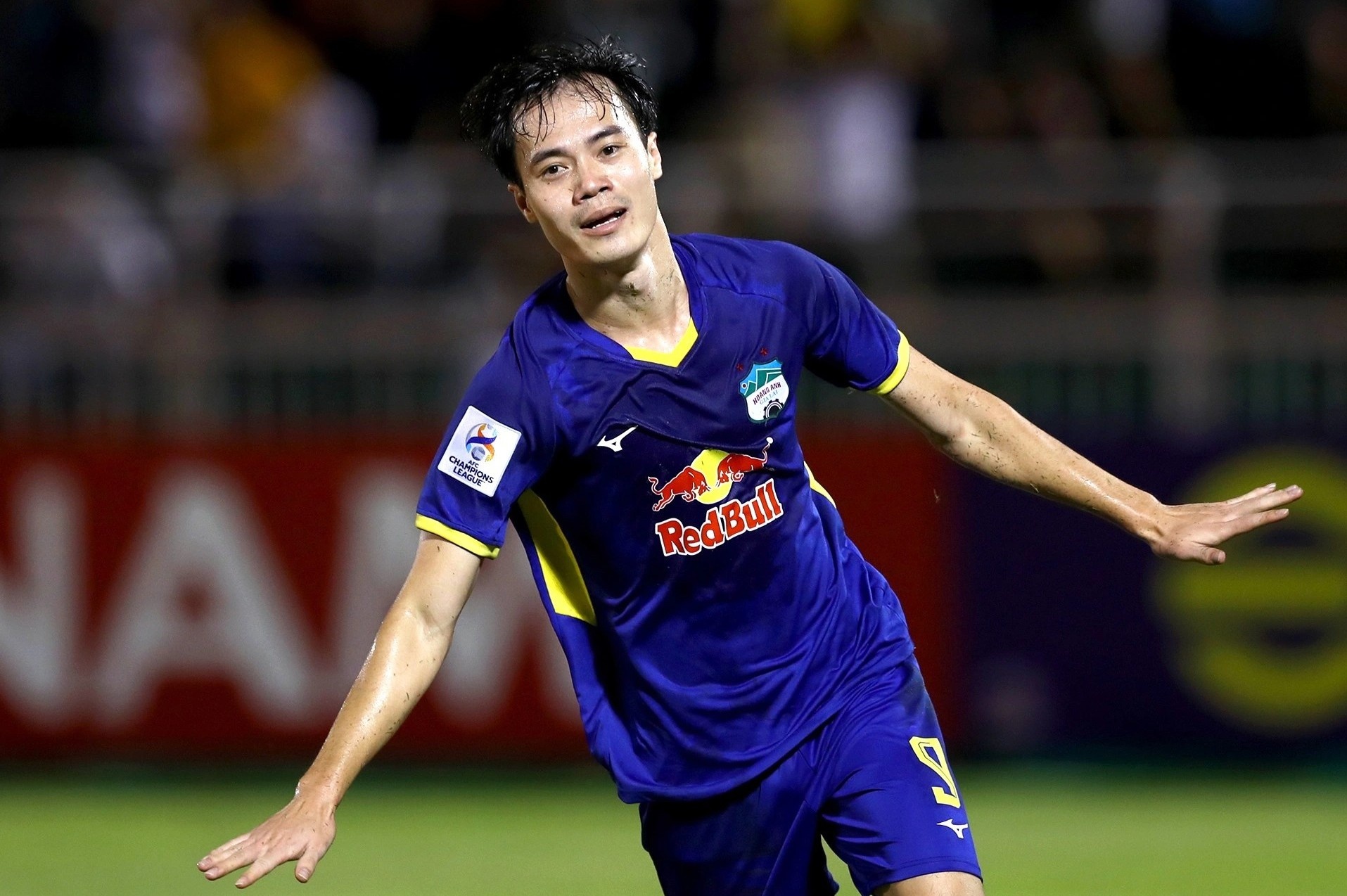 HAGL xung dang voi tran hoa nha vo dich Han Quoc hinh anh