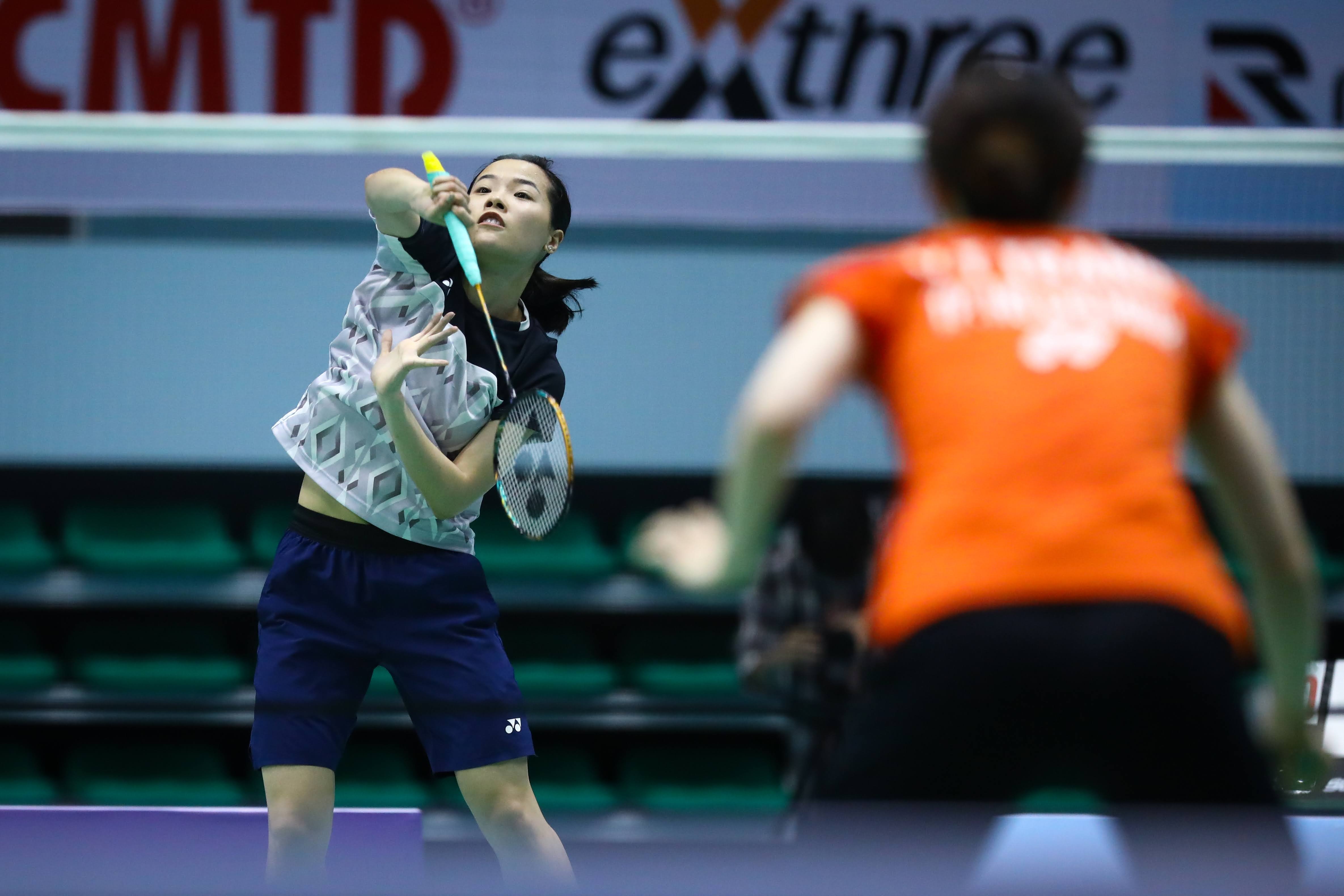 Thuy Linh vo dich giai cau long Vietnam Open hinh anh