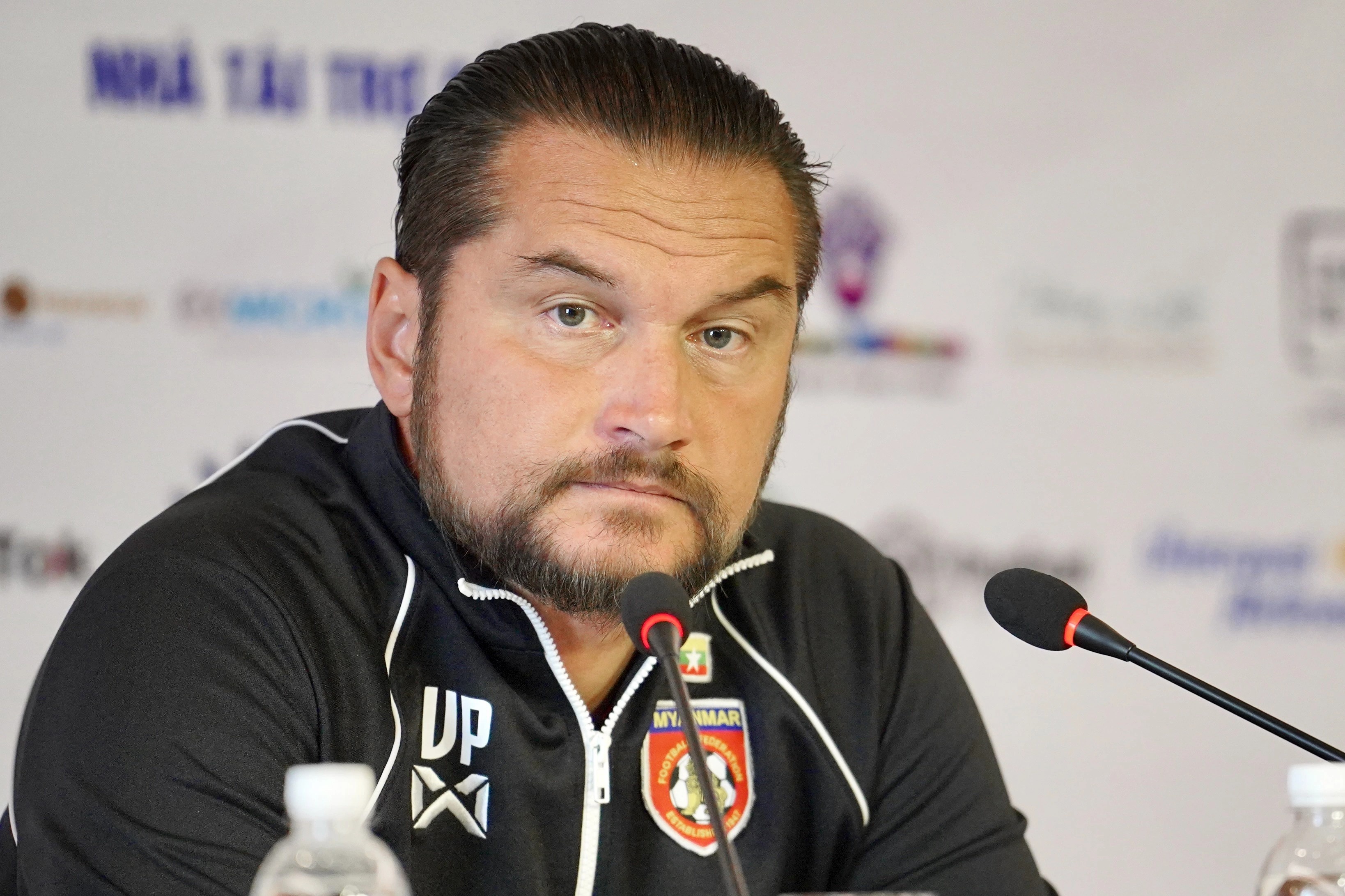 HLV U23 Myanmar: 'Chuc Indonesia va Viet Nam cung vao chung ket' hinh anh