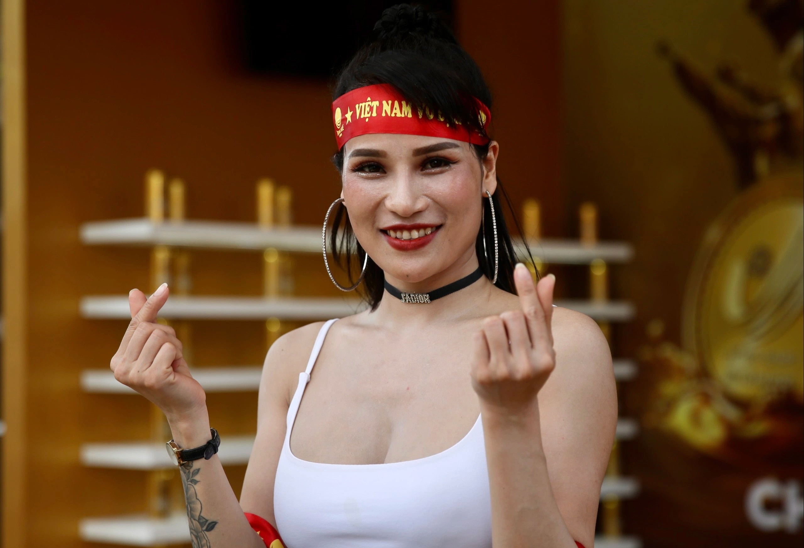 Co dong vien den co vu U23 Viet Nam hinh anh