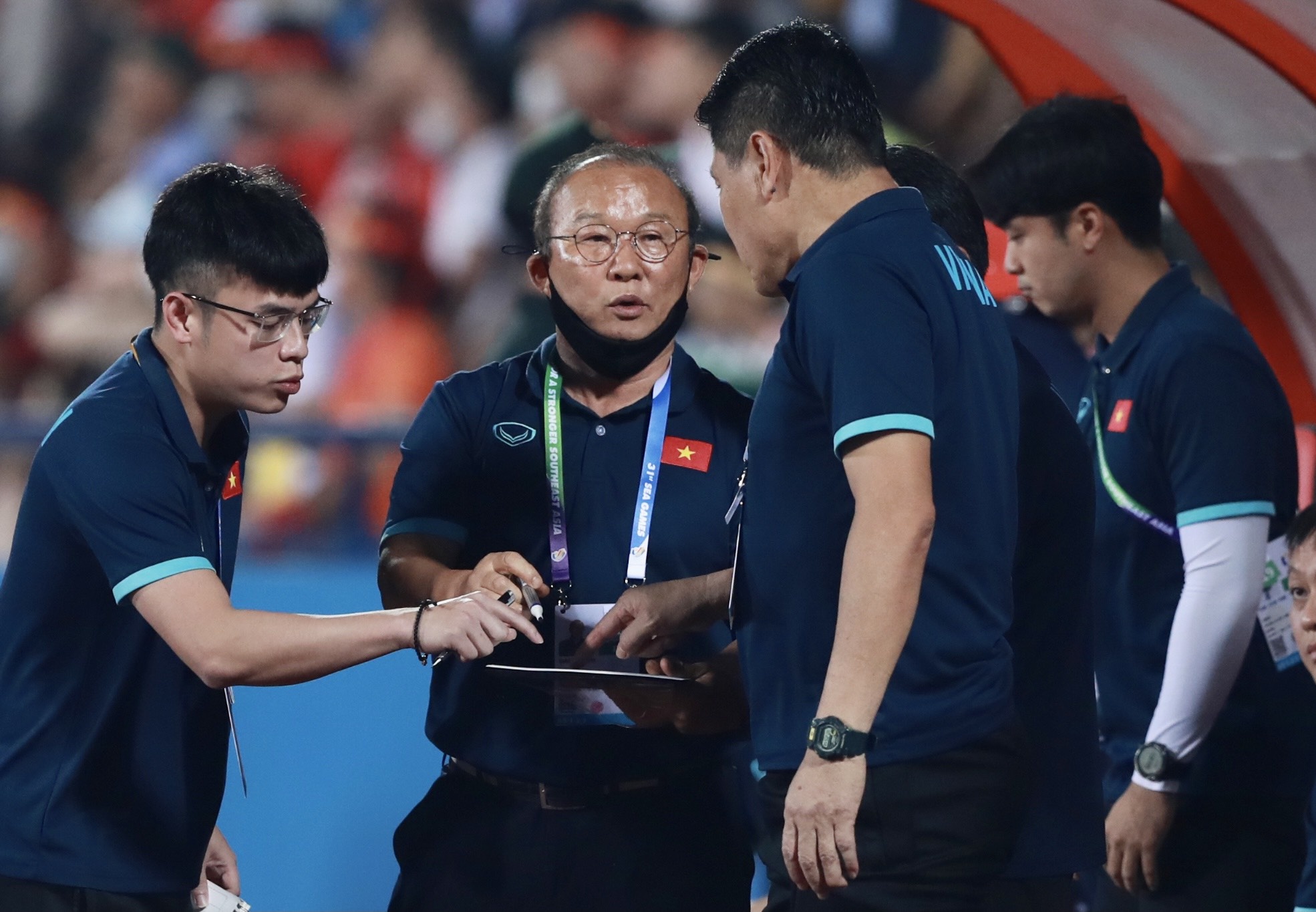 hlv park ra muon anh 4