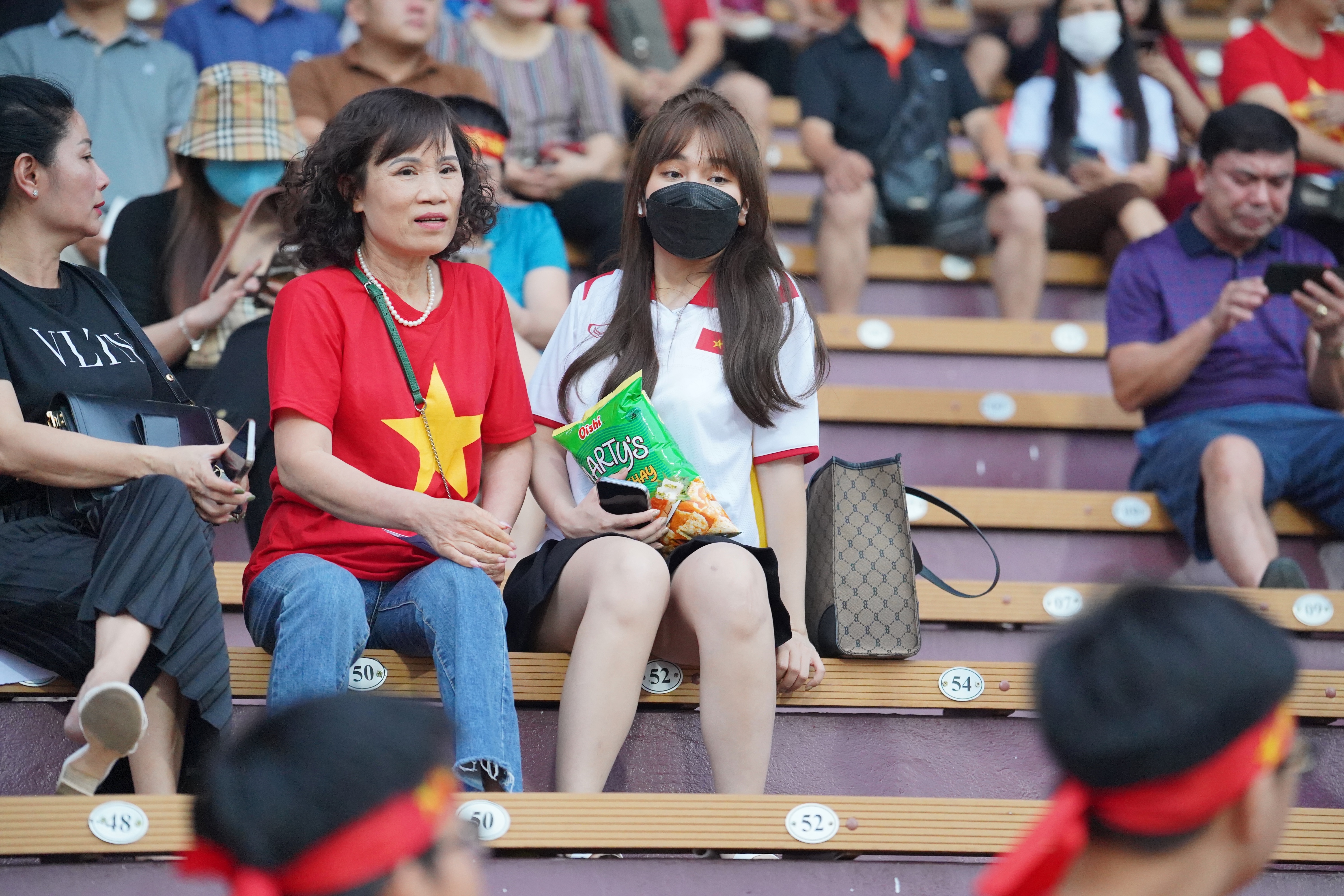 ban gai hoang duc anh 2