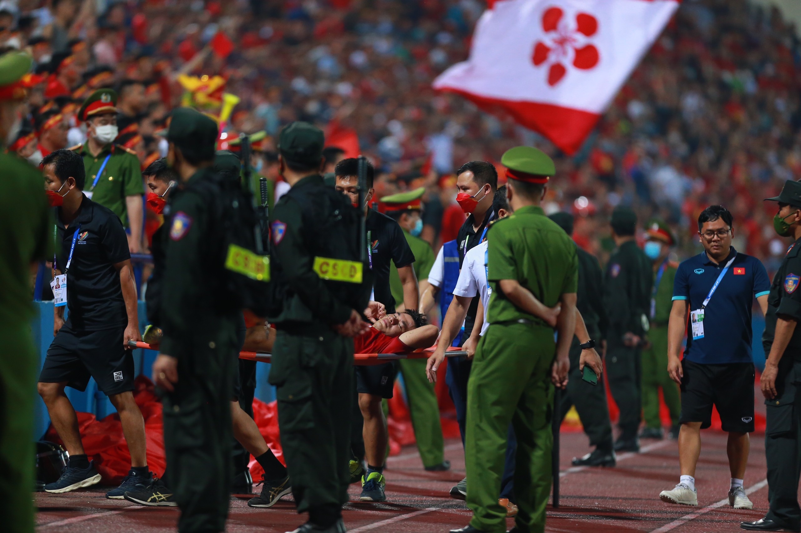 van xuan chan thuong anh 6