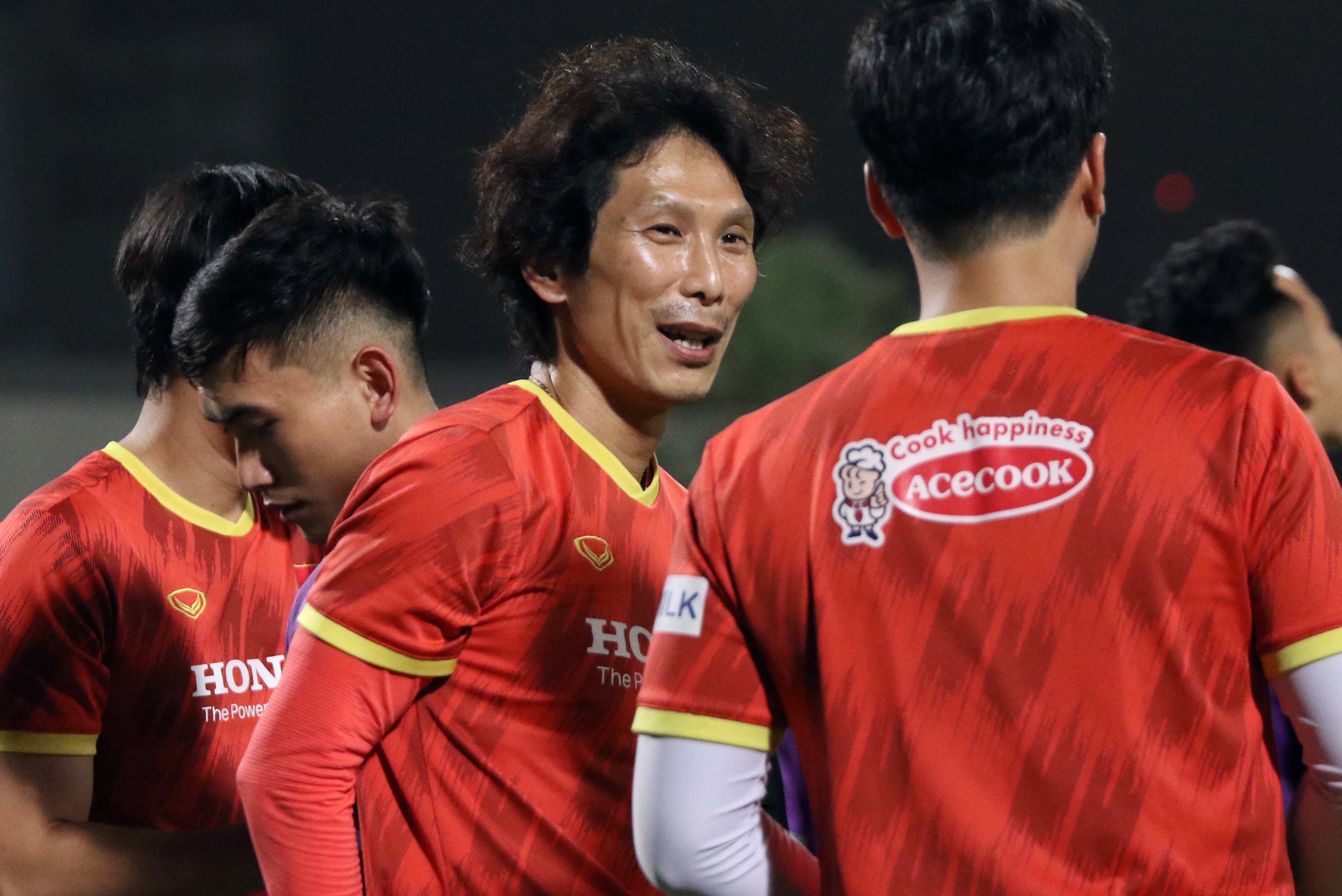 HLV U23 Viet Nam thay doi nhan su vao phut chot hinh anh