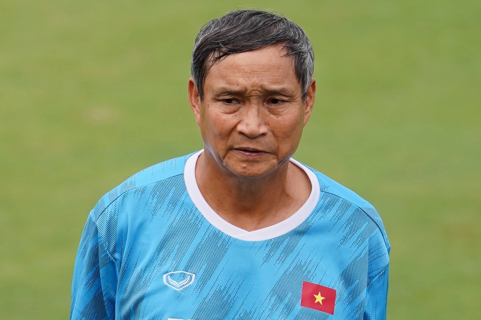 HLV Mai Duc Chung: 'Toi coi trong AFF Cup nu lan nay' hinh anh