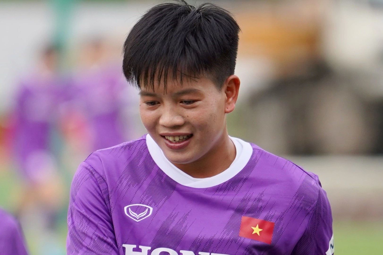 My Anh rang ro trong ngay tro lai tuyen nu Viet Nam hinh anh