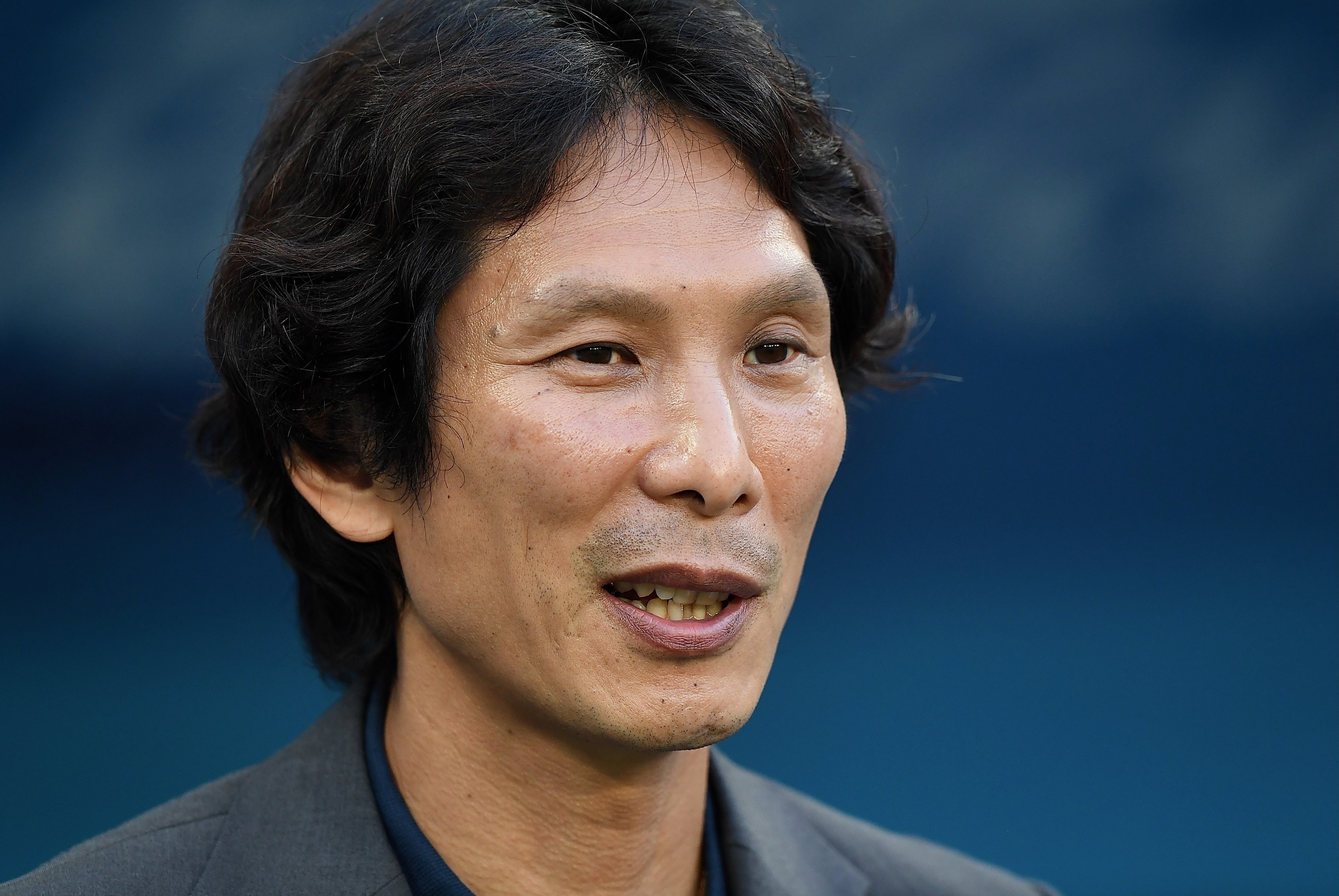 HLV Gong Oh-kyun chia tay U23 Viet Nam hinh anh