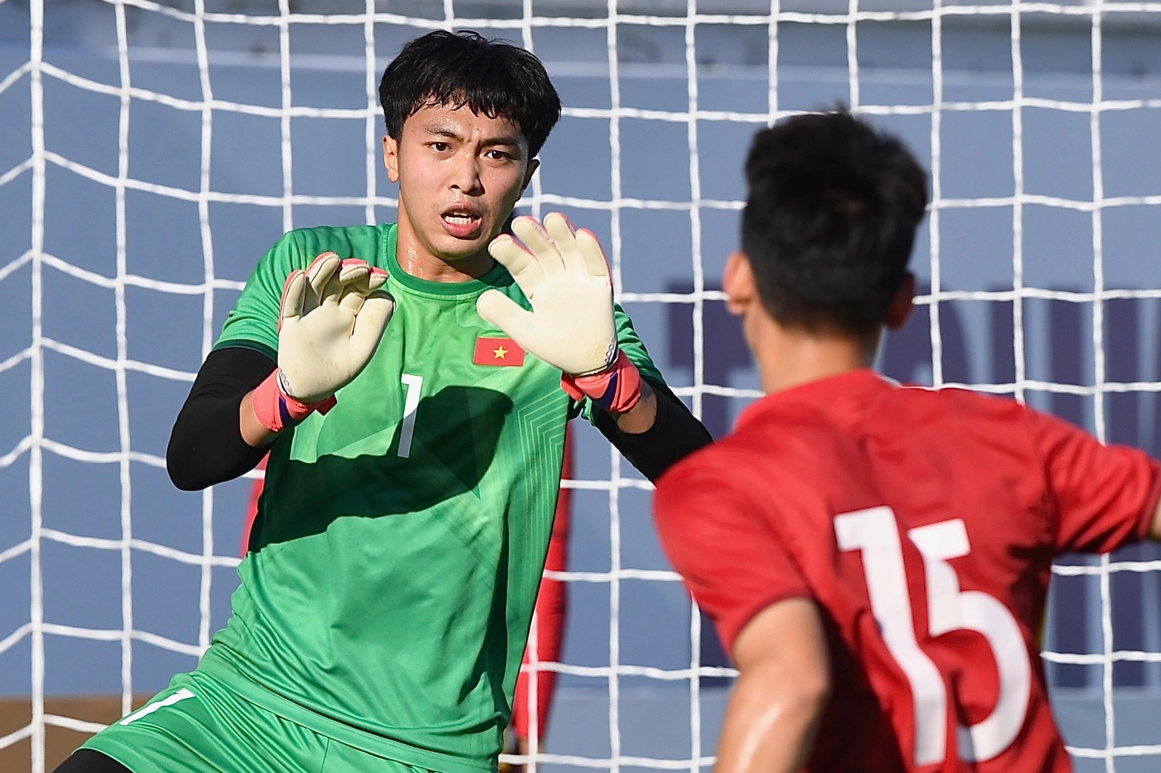 Chi con mot tuyen thu U23 Viet Nam chua ra san hinh anh