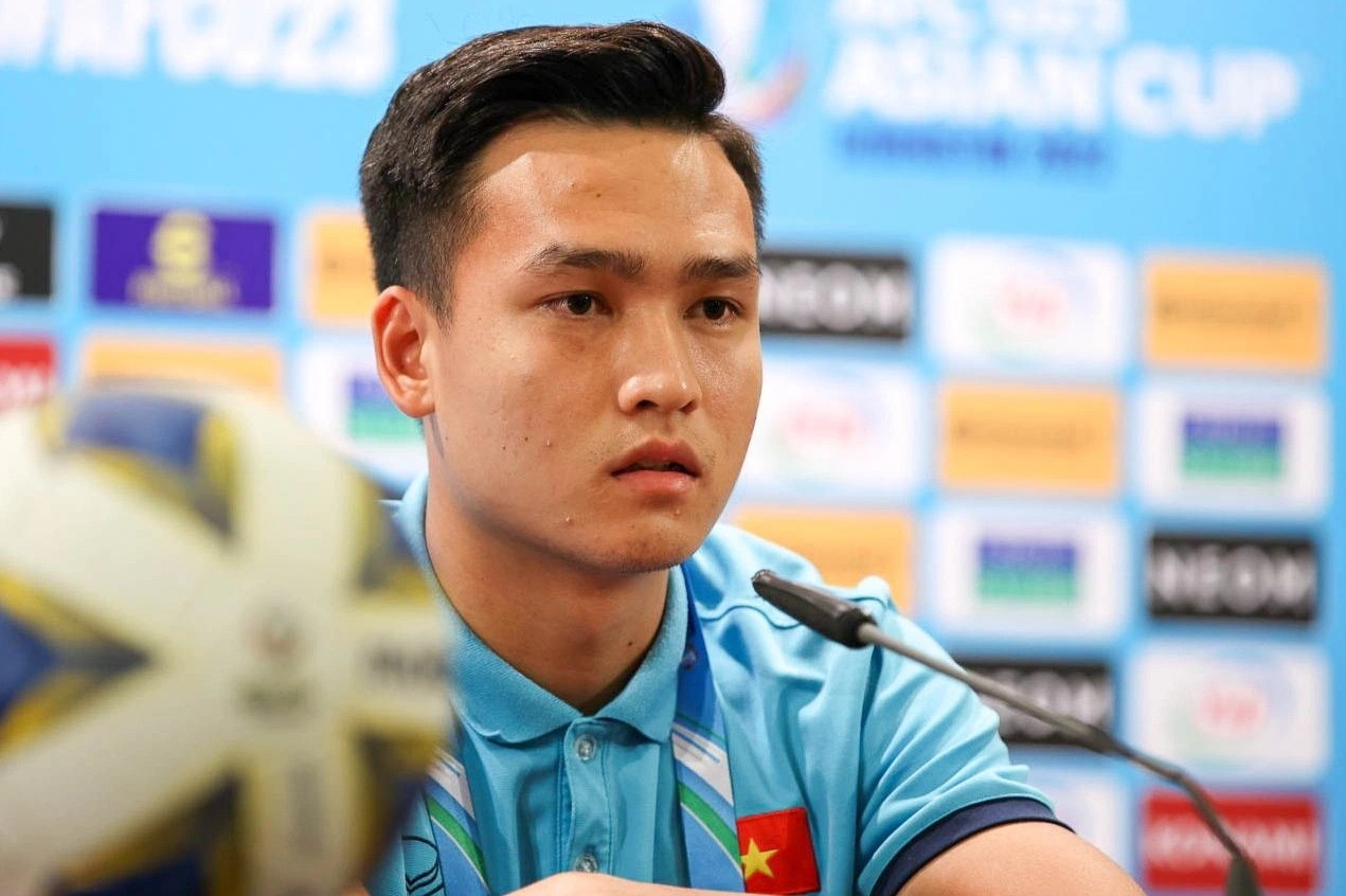 Bui Hoang Viet Anh: 'Cau thu Saudi Arabia nhanh va kheo' hinh anh