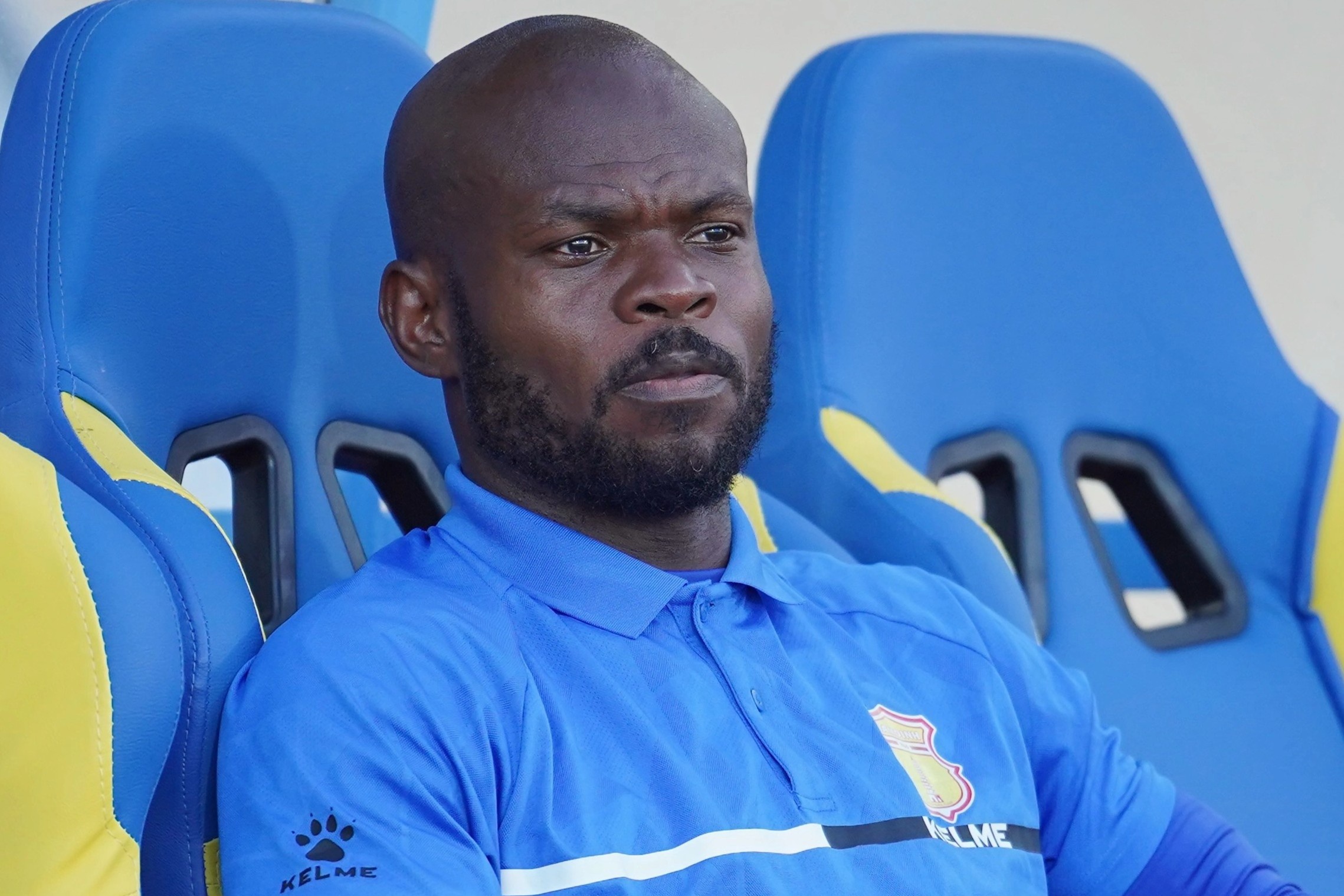 Cuoc song moi cua cau thu nhap tich Hoang Vissai hinh anh