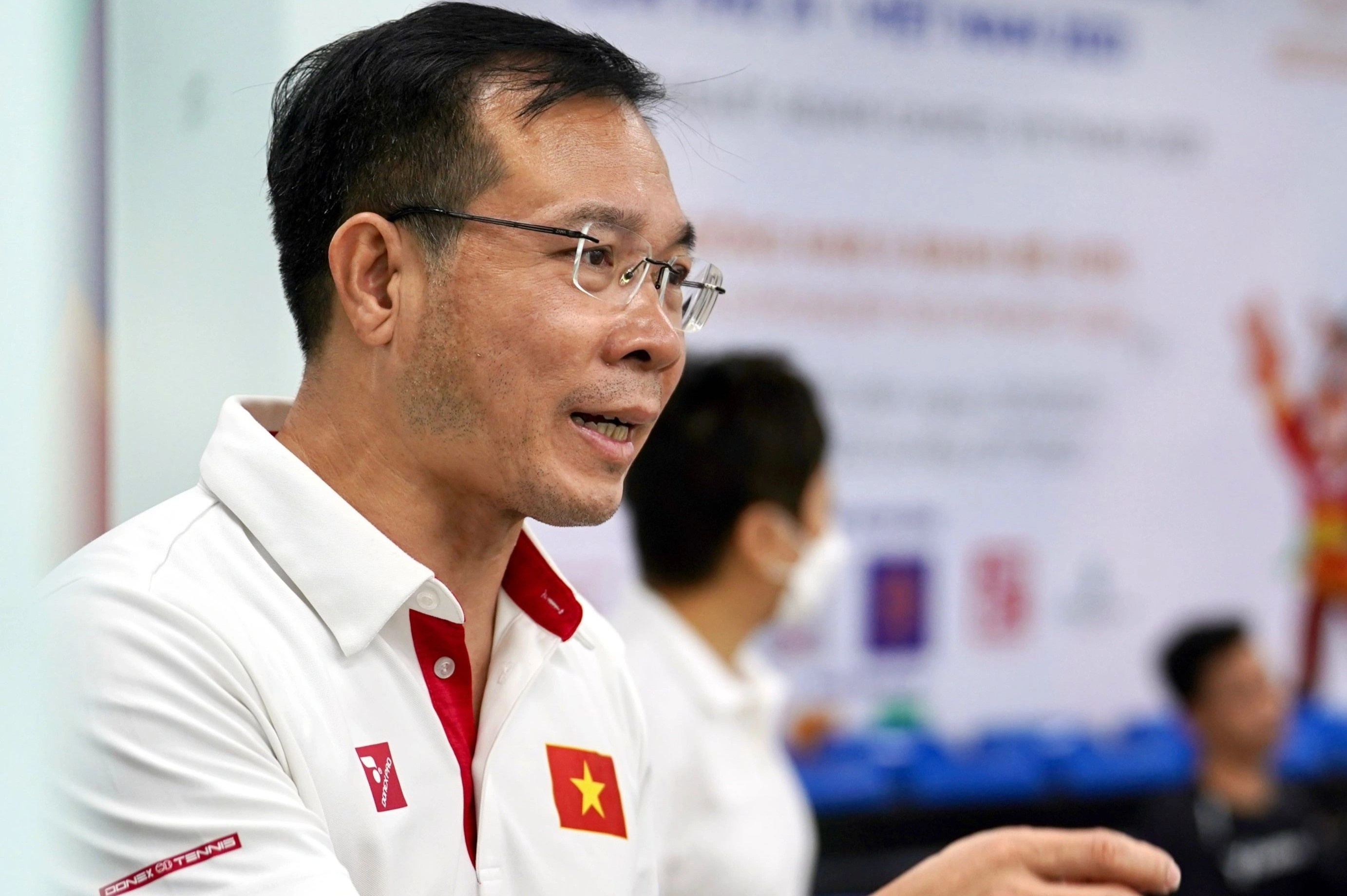 Hoang Xuan Vinh va Nguyen Thi Nhung rut hoan toan khoi VSF hinh anh