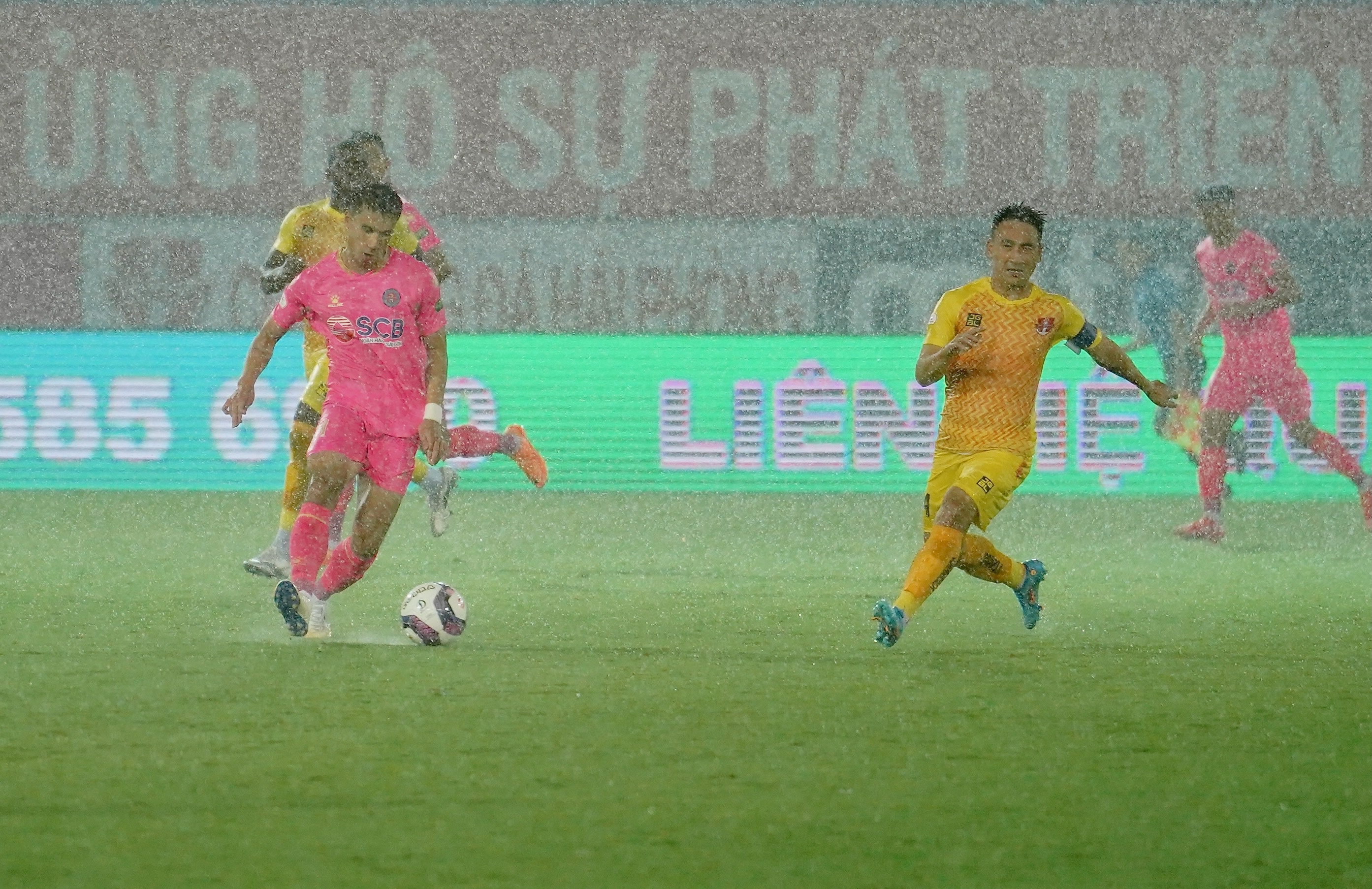 mua bao hai phong anh 1