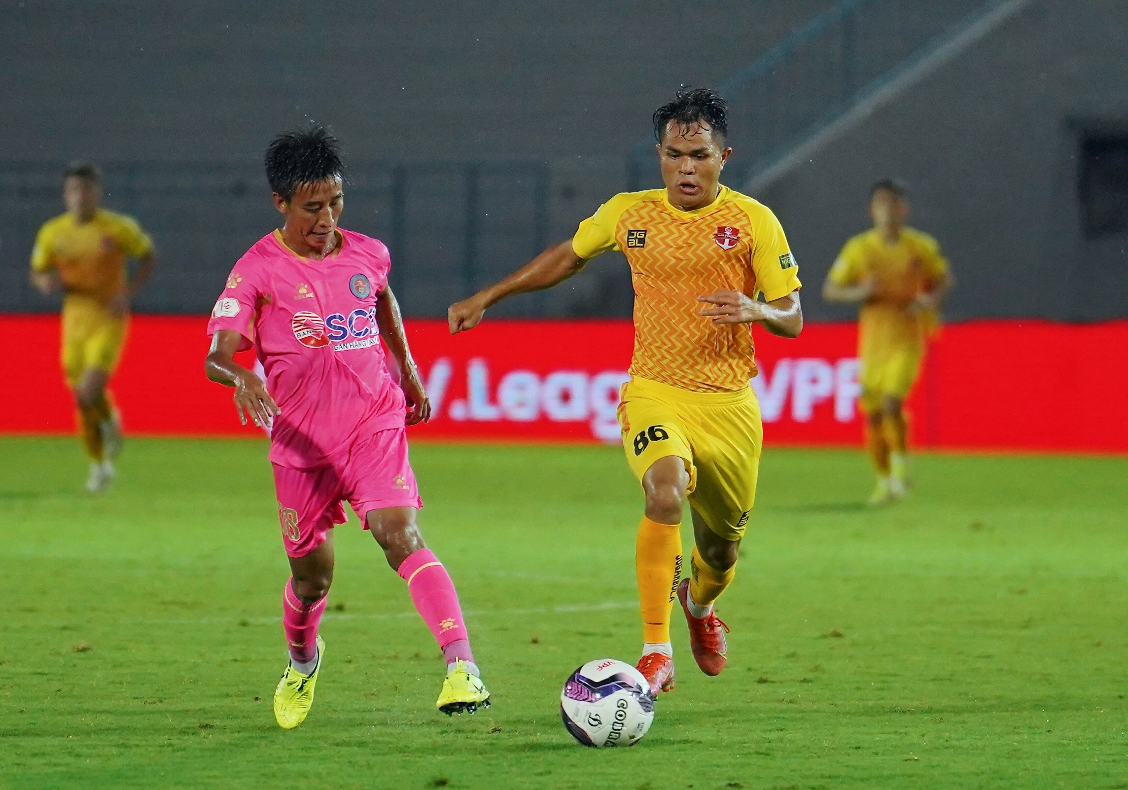 dung quang nho anh 8