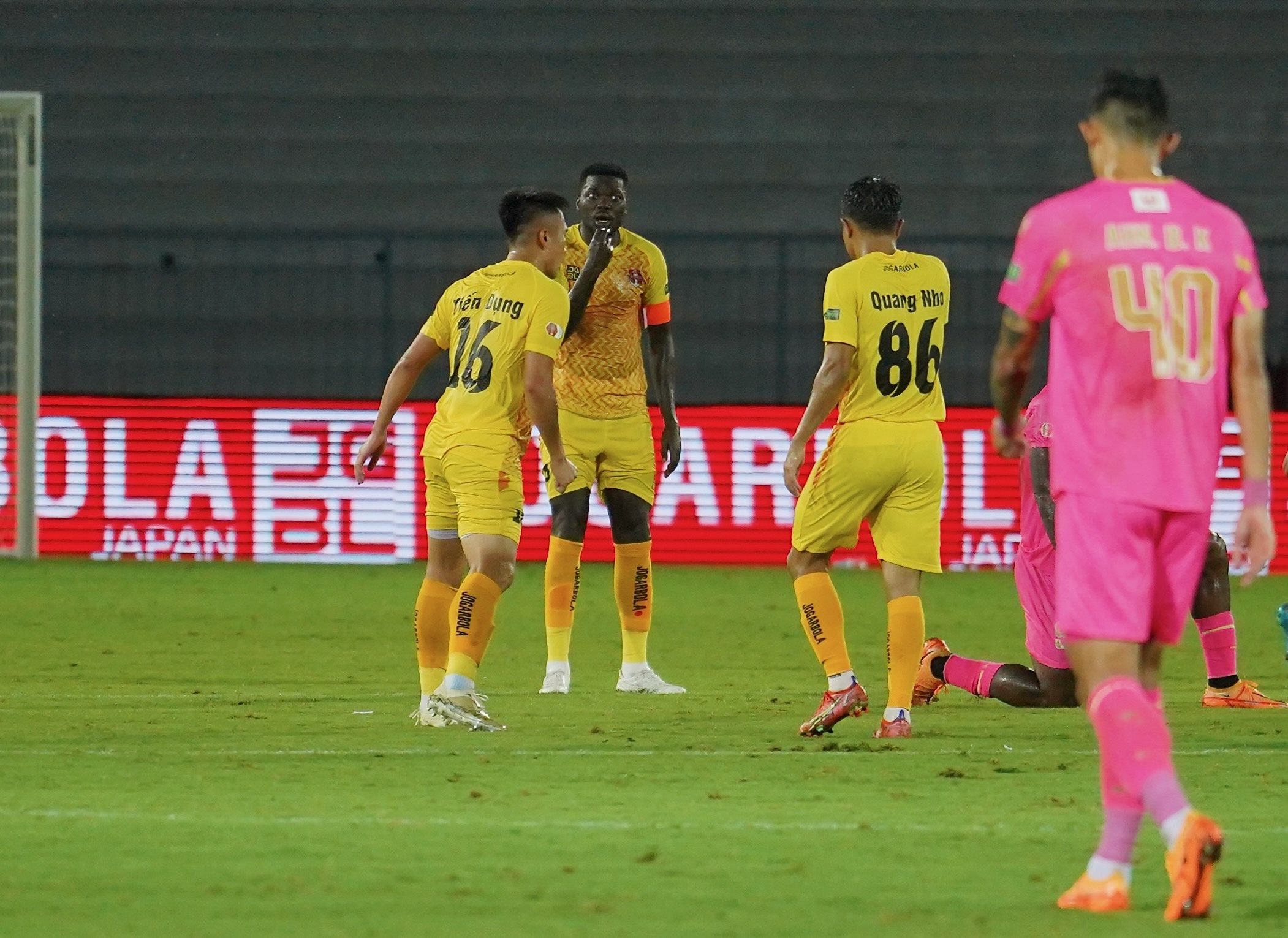 dung quang nho anh 6