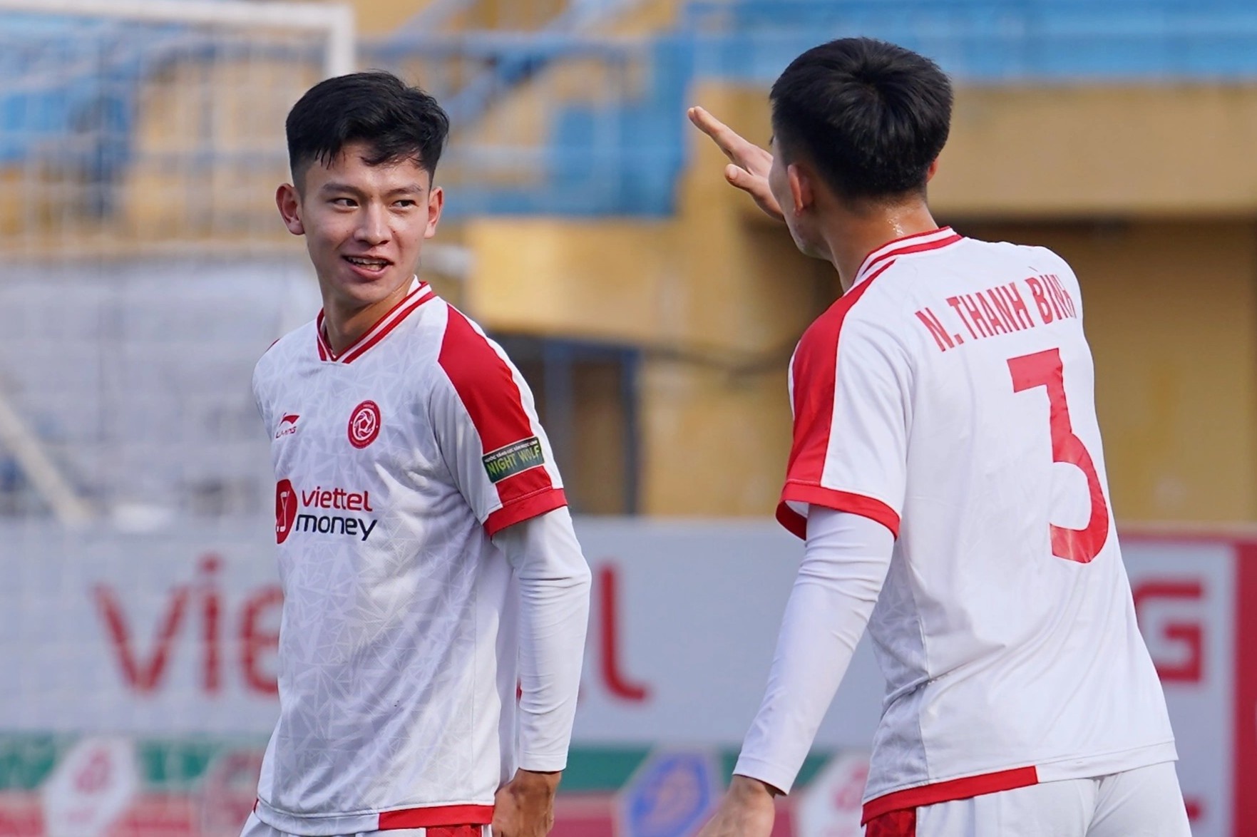 Phan Tuan Tai bi treu la tam chieu moi khi tro lai CLB Viettel hinh anh