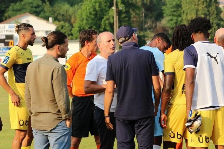 Tran dau cua Quang Hai suyt bi huy hinh anh