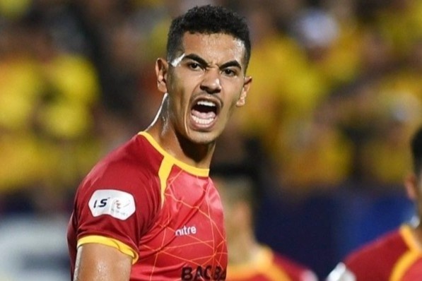 CLB Thanh Hoa chieu mo trung ve ngoai hinh anh